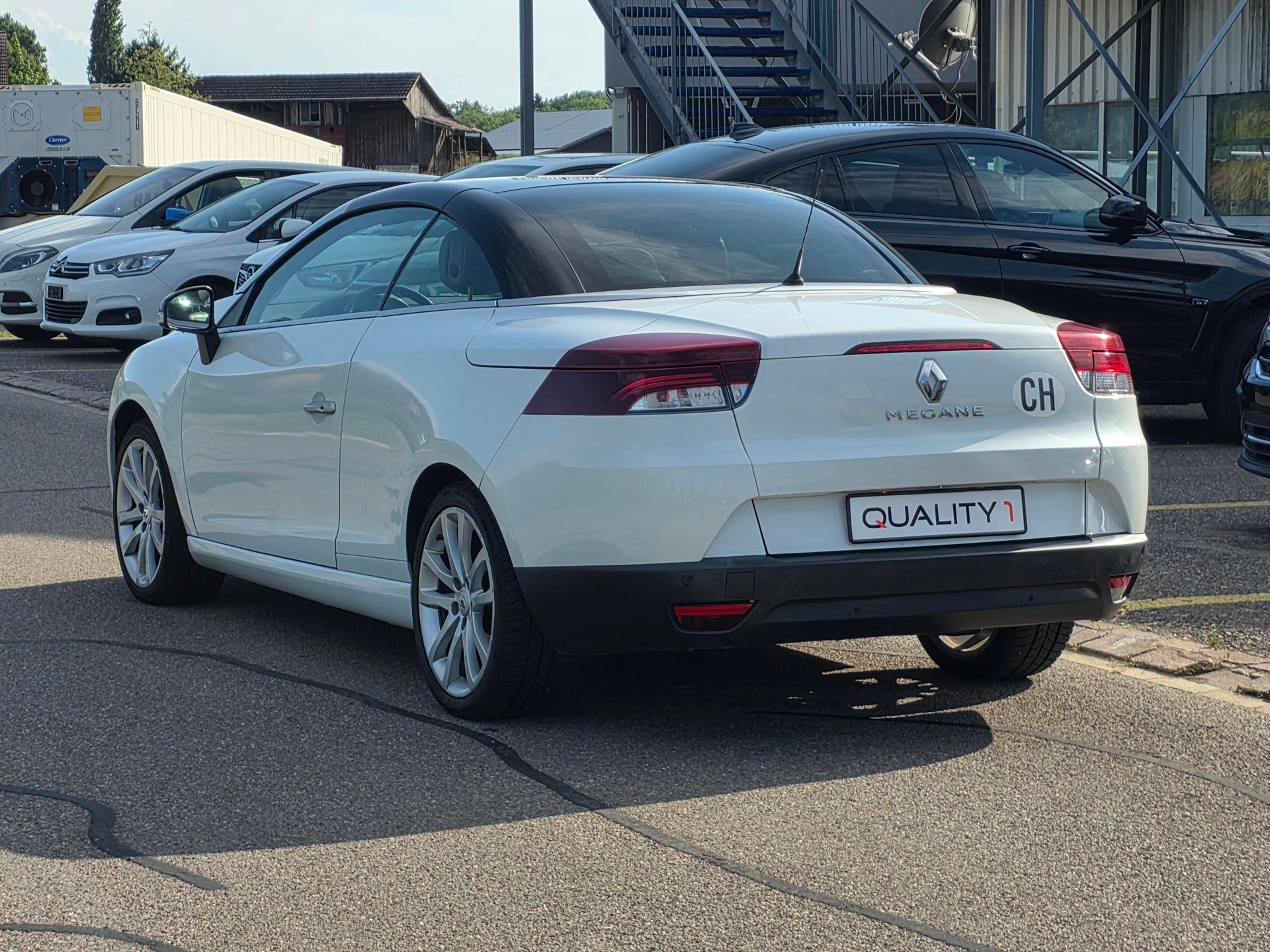RENAULT Mégane CC 2.0 16V Dynamique CVT-image-7