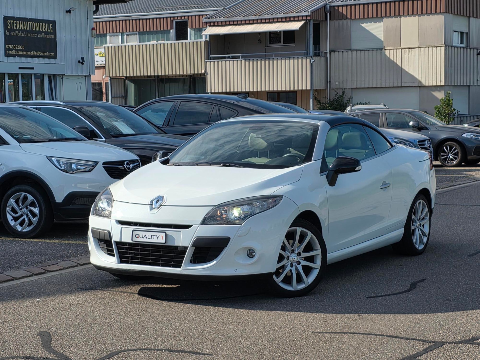 RENAULT Mégane CC 2.0 16V Dynamique CVT-image-0
