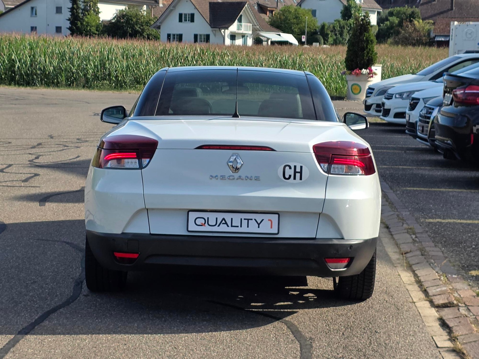 RENAULT Mégane CC 2.0 16V Dynamique CVT-image-10