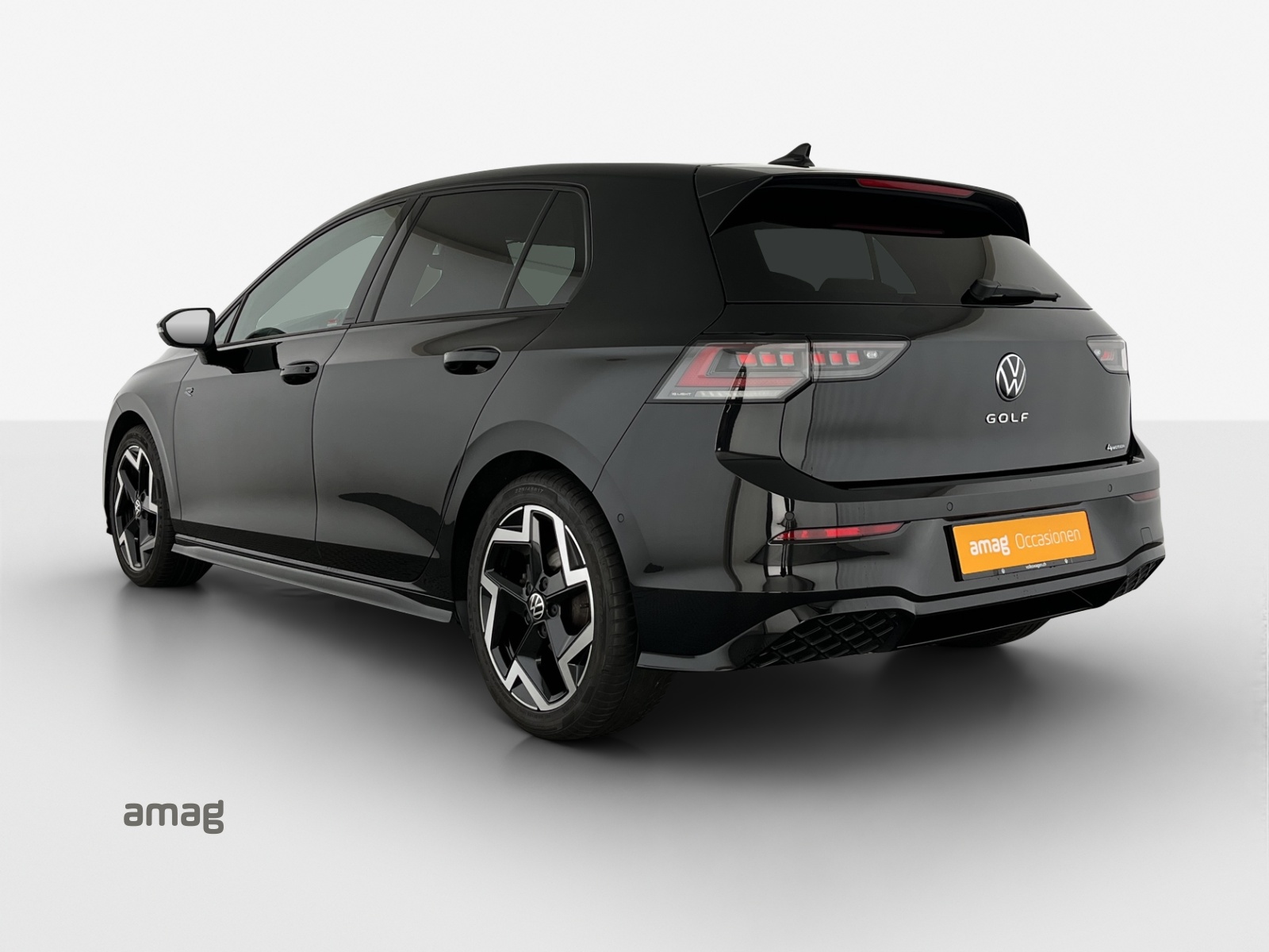 VW Golf 2.0 TSI R-Line DSG 4 Motion-image-2