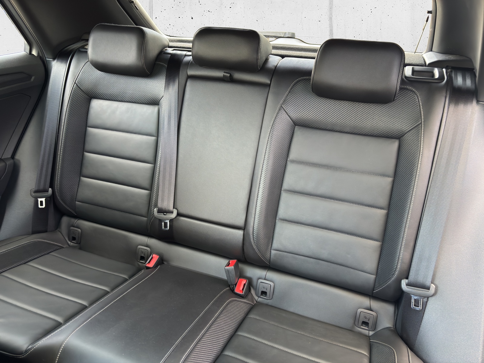VW T-Roc 2.0 TSI R-Line DSG 4Motion mit AHK, Standheizung, Leder mit Memory-image-30