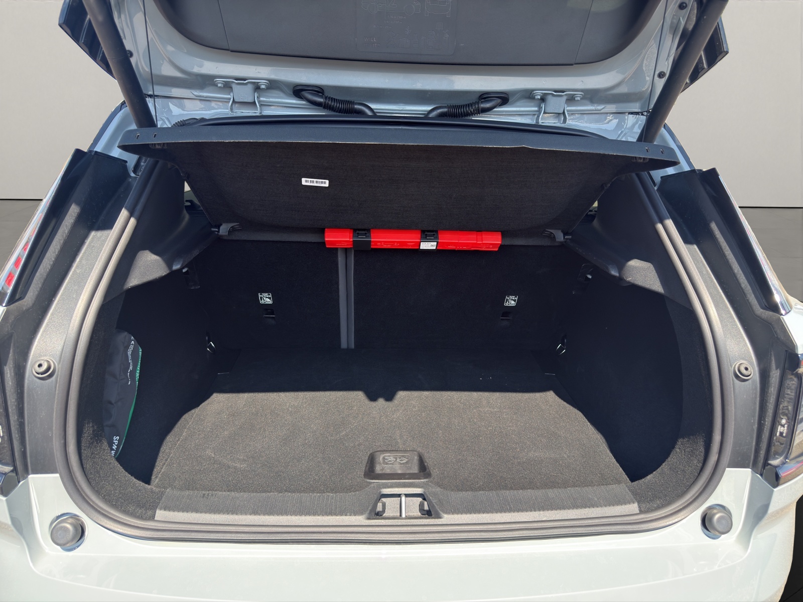 VOLVO EX30 E60 Twin Ultra Performance AWD-image-6