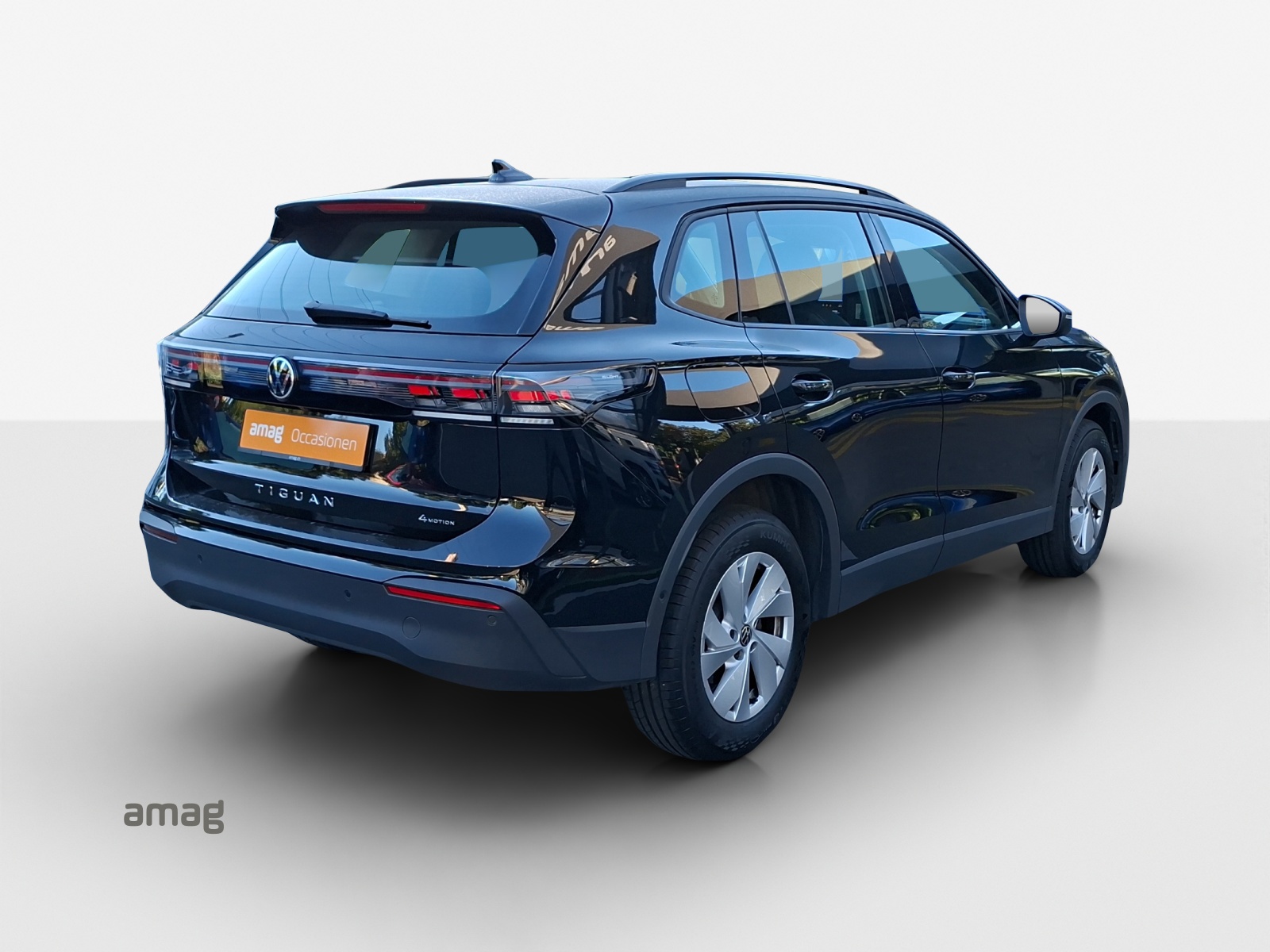 VW Tiguan 2.0 TSI DSG Life 4Motion-image-4