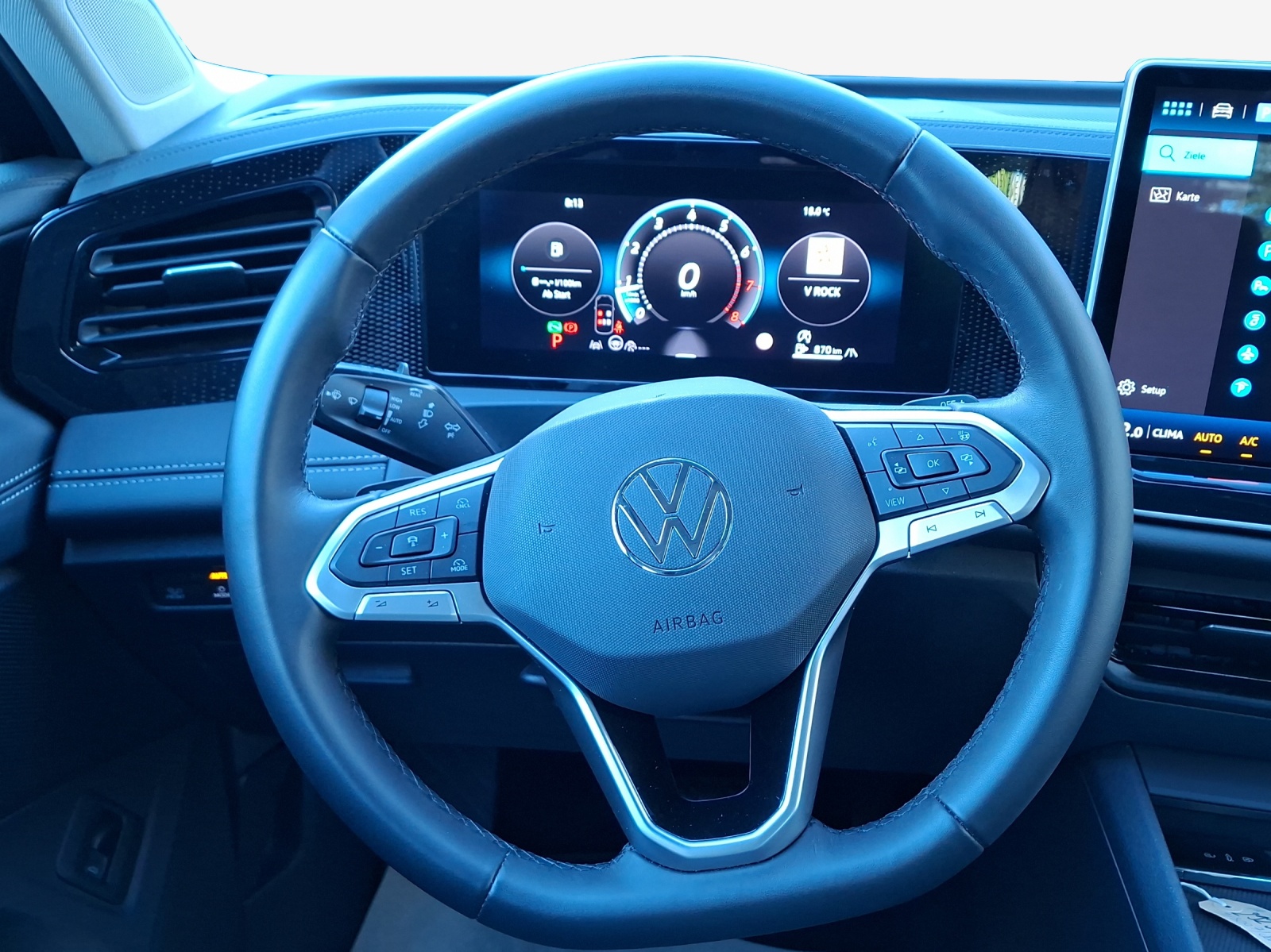 VW Tiguan 2.0 TSI DSG Life 4Motion-image-9