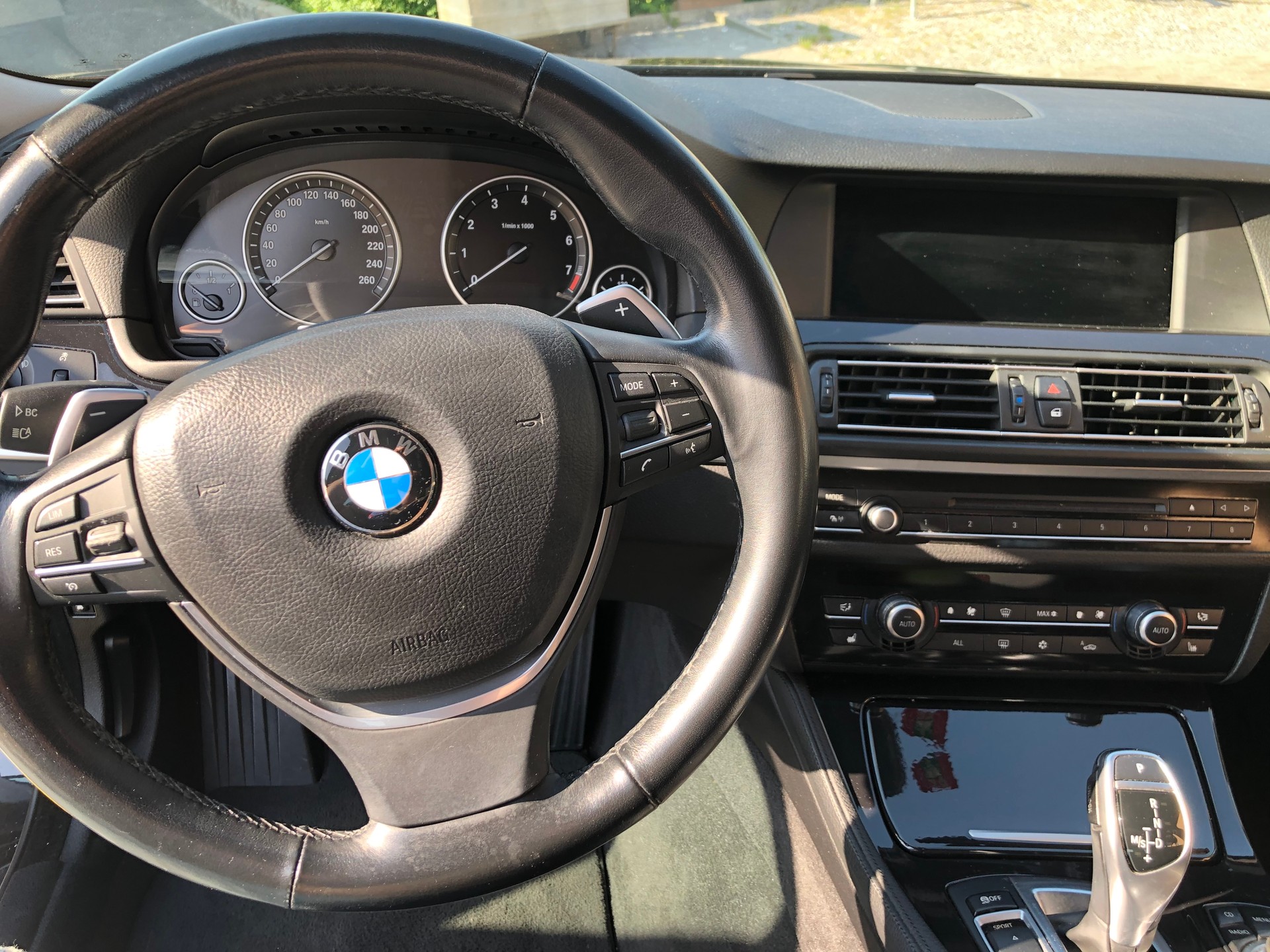 BMW 535i-image-3