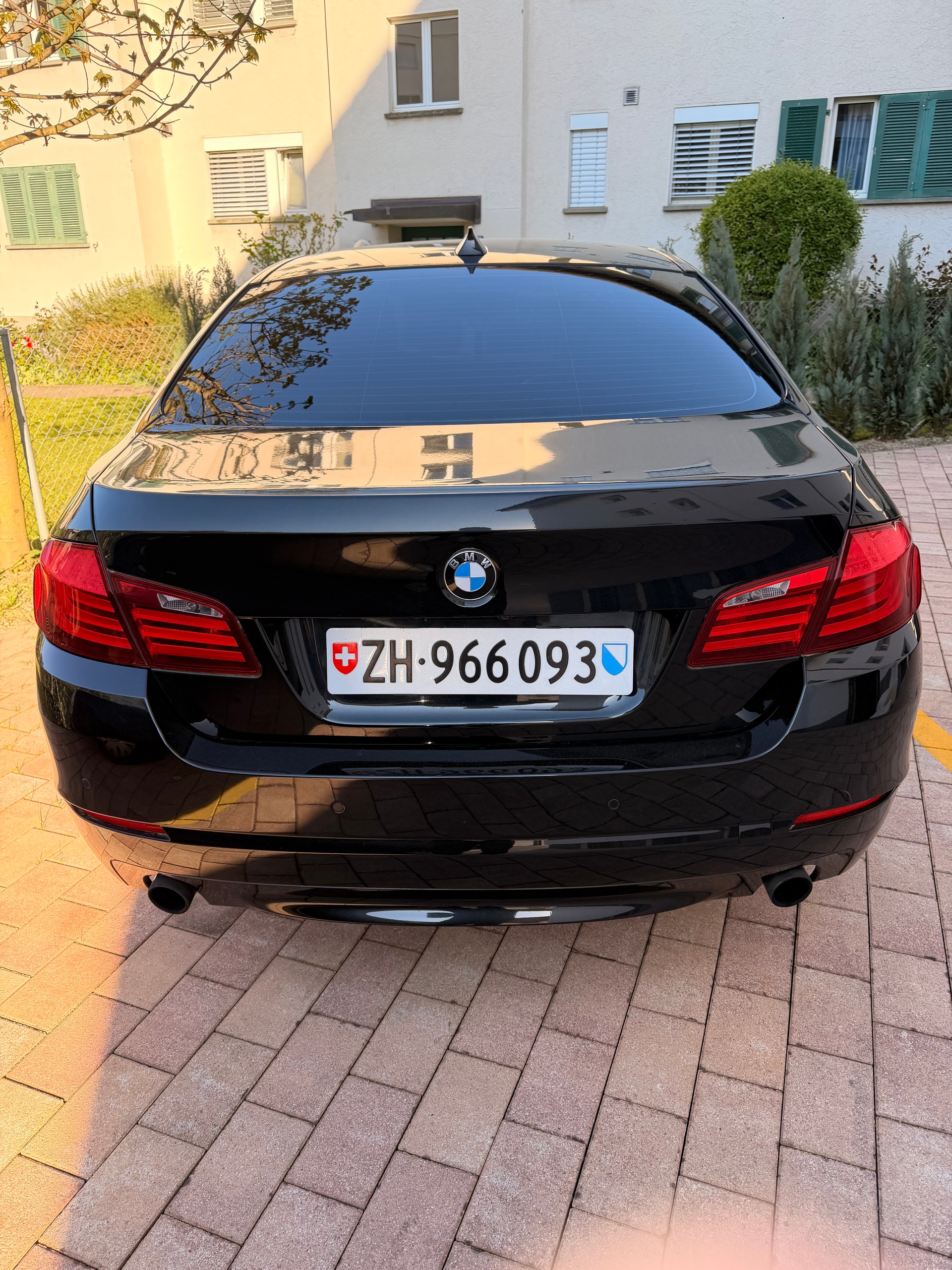 BMW 535i-image-4