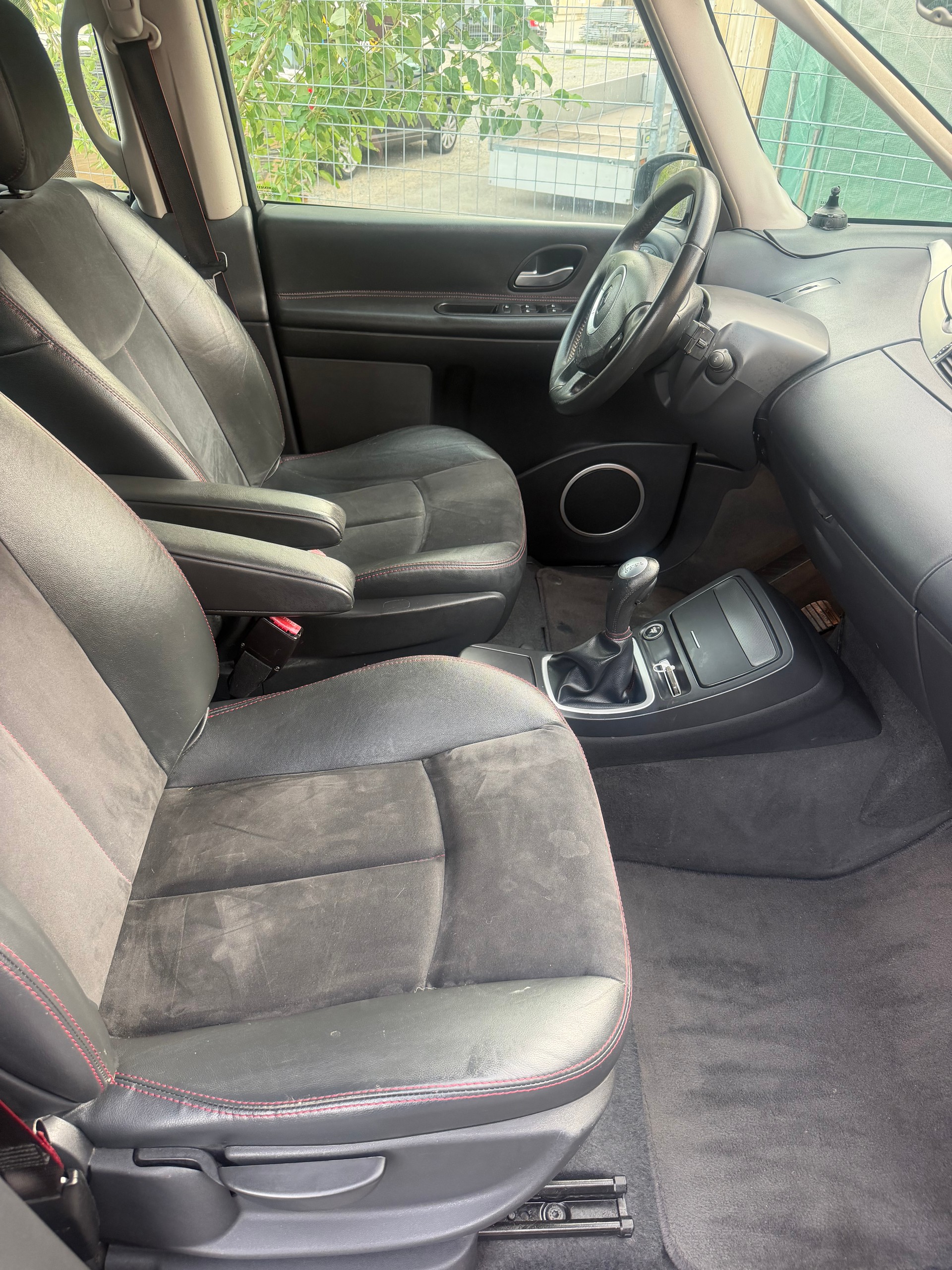 RENAULT Espace 2.0 Turbo Swiss Edition Automatic-image-5
