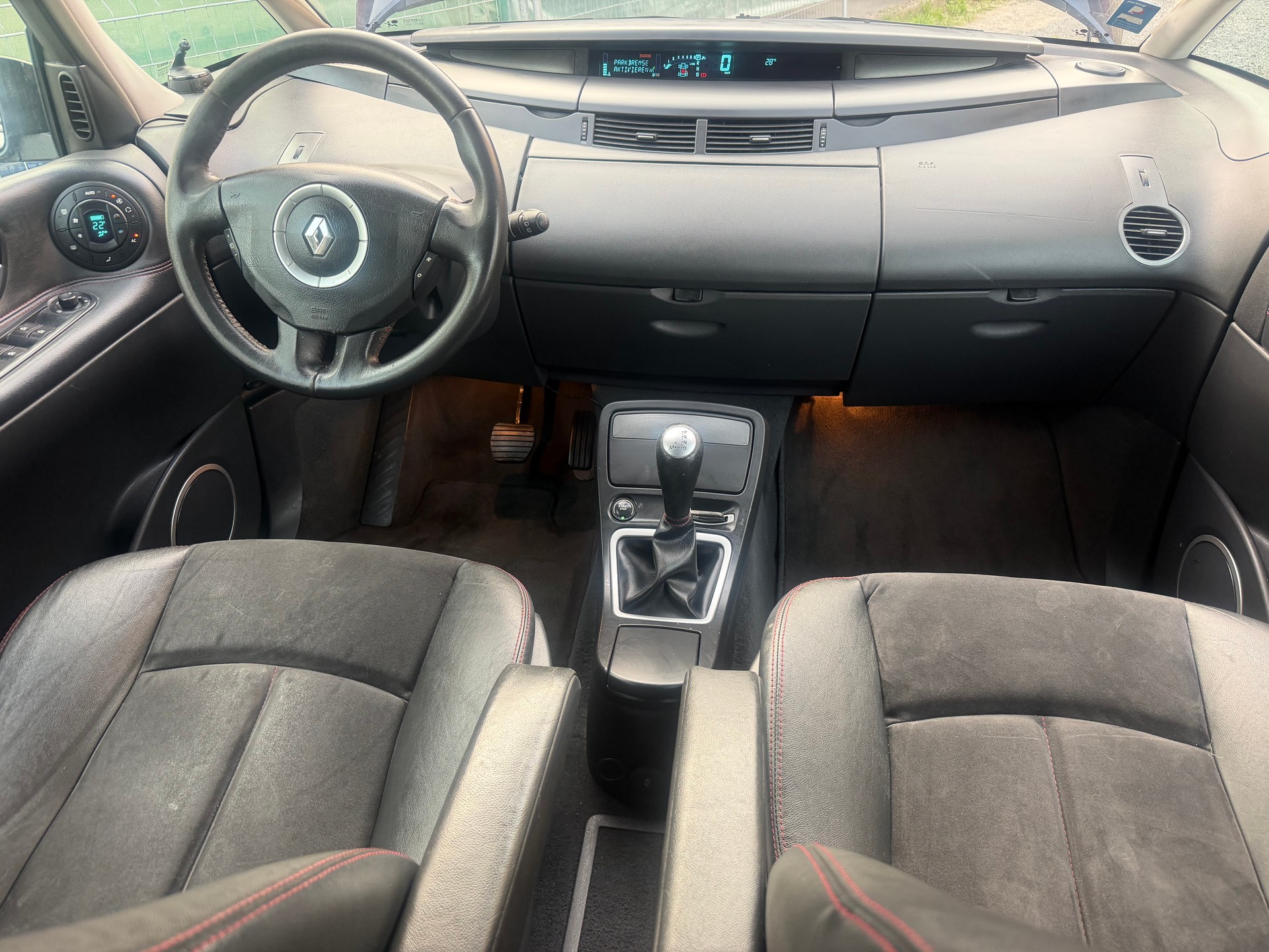 RENAULT Espace 2.0 Turbo Swiss Edition Automatic-image-4
