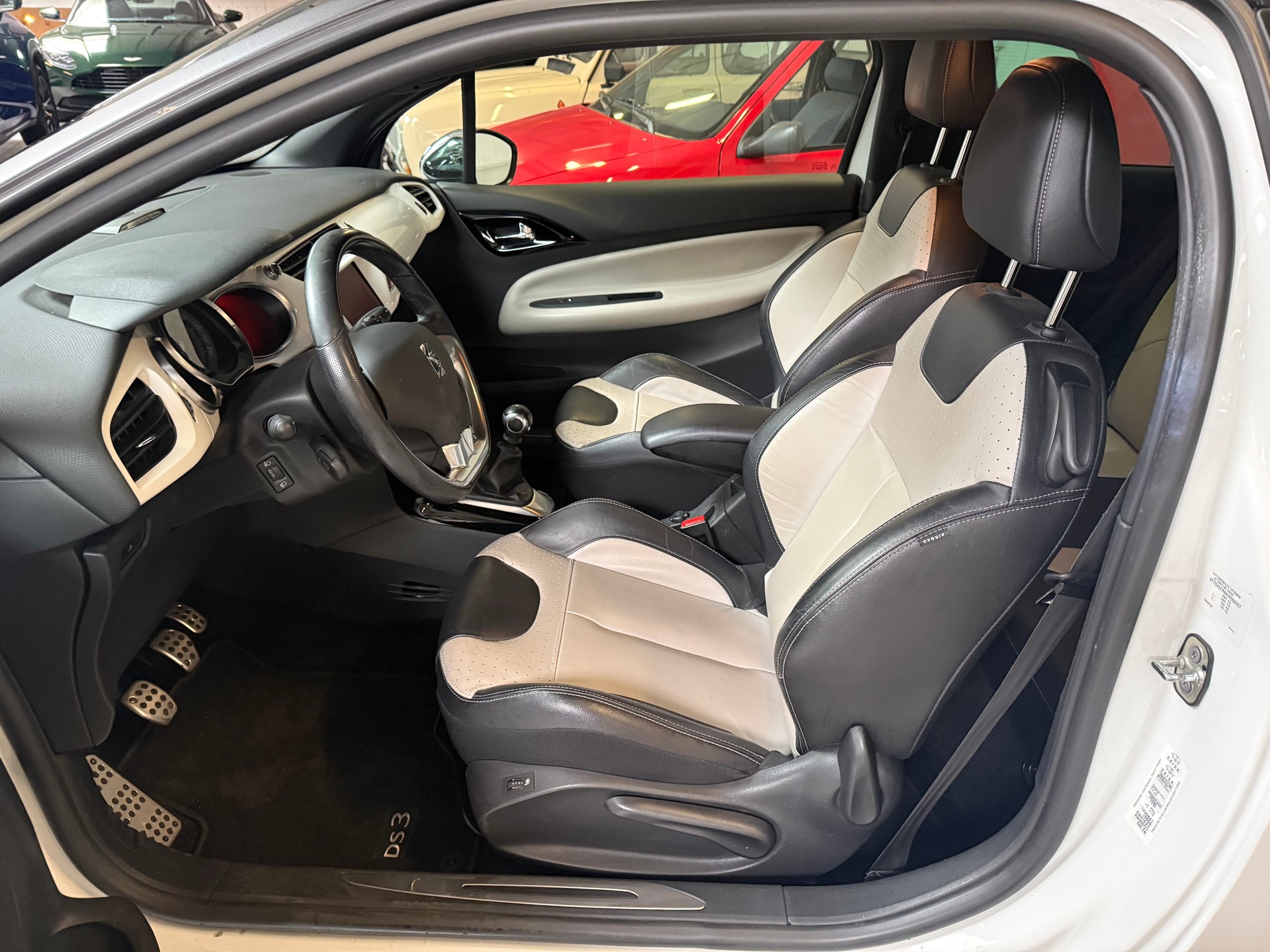 DS AUTOMOBILES DS3 1.6 THP Sport Chic-image-10