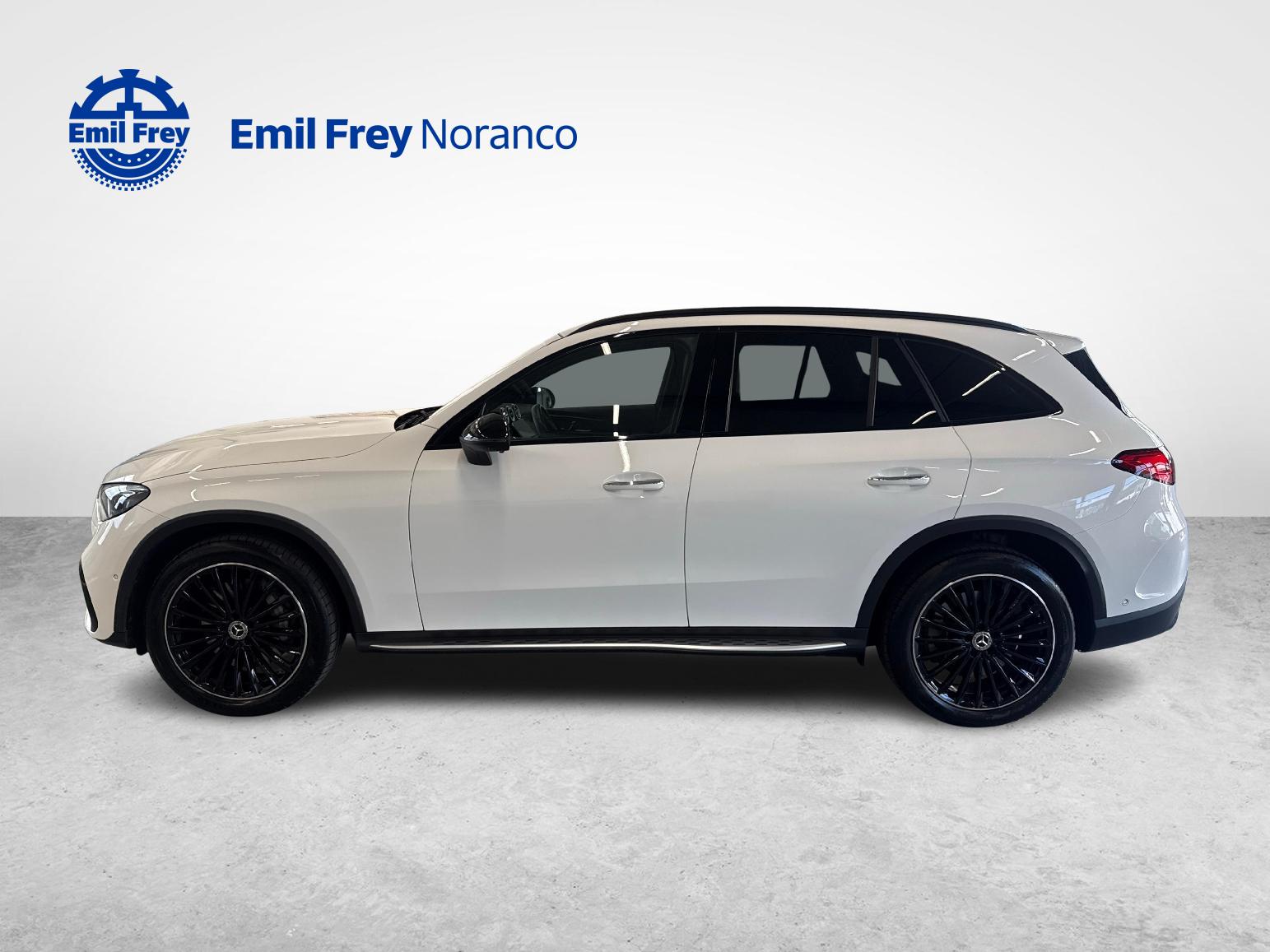 MERCEDES-BENZ GLC 450 d AMG Line 4matic + Gancio traino elettrico e Pneumatici invernali-image-1