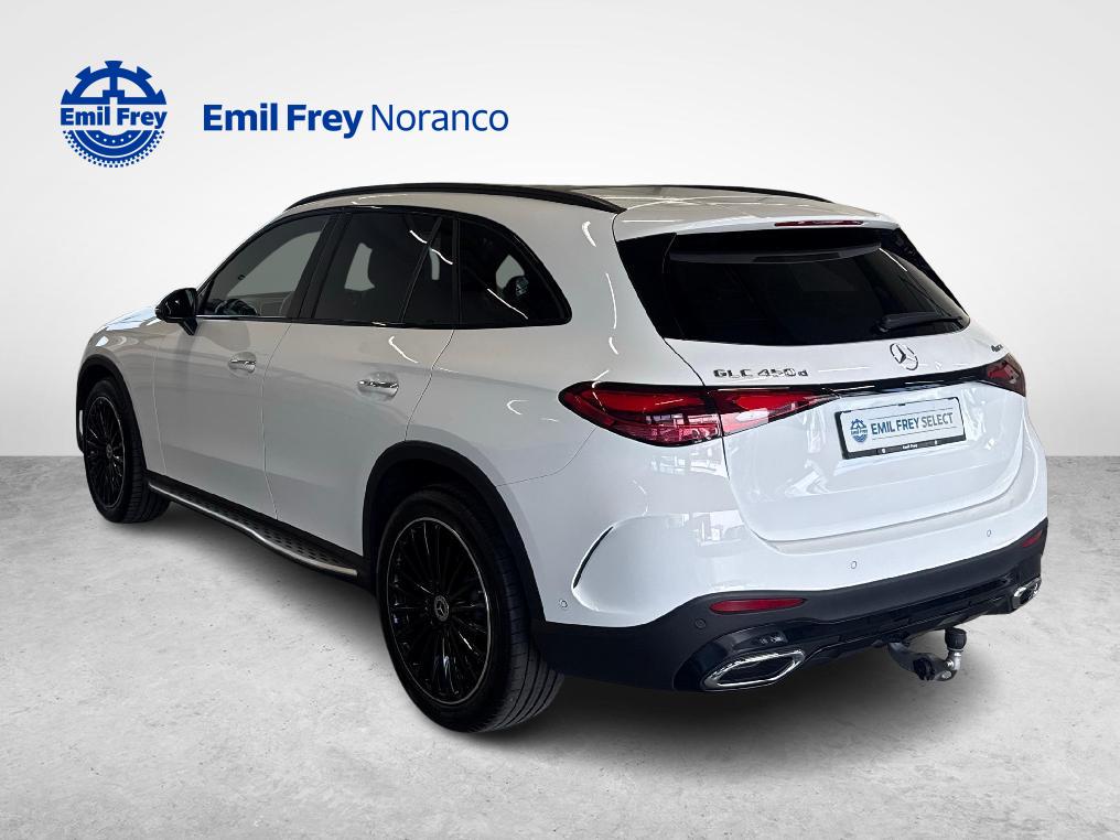 MERCEDES-BENZ GLC 450 d AMG Line 4matic + Gancio traino elettrico e Pneumatici invernali-image-2
