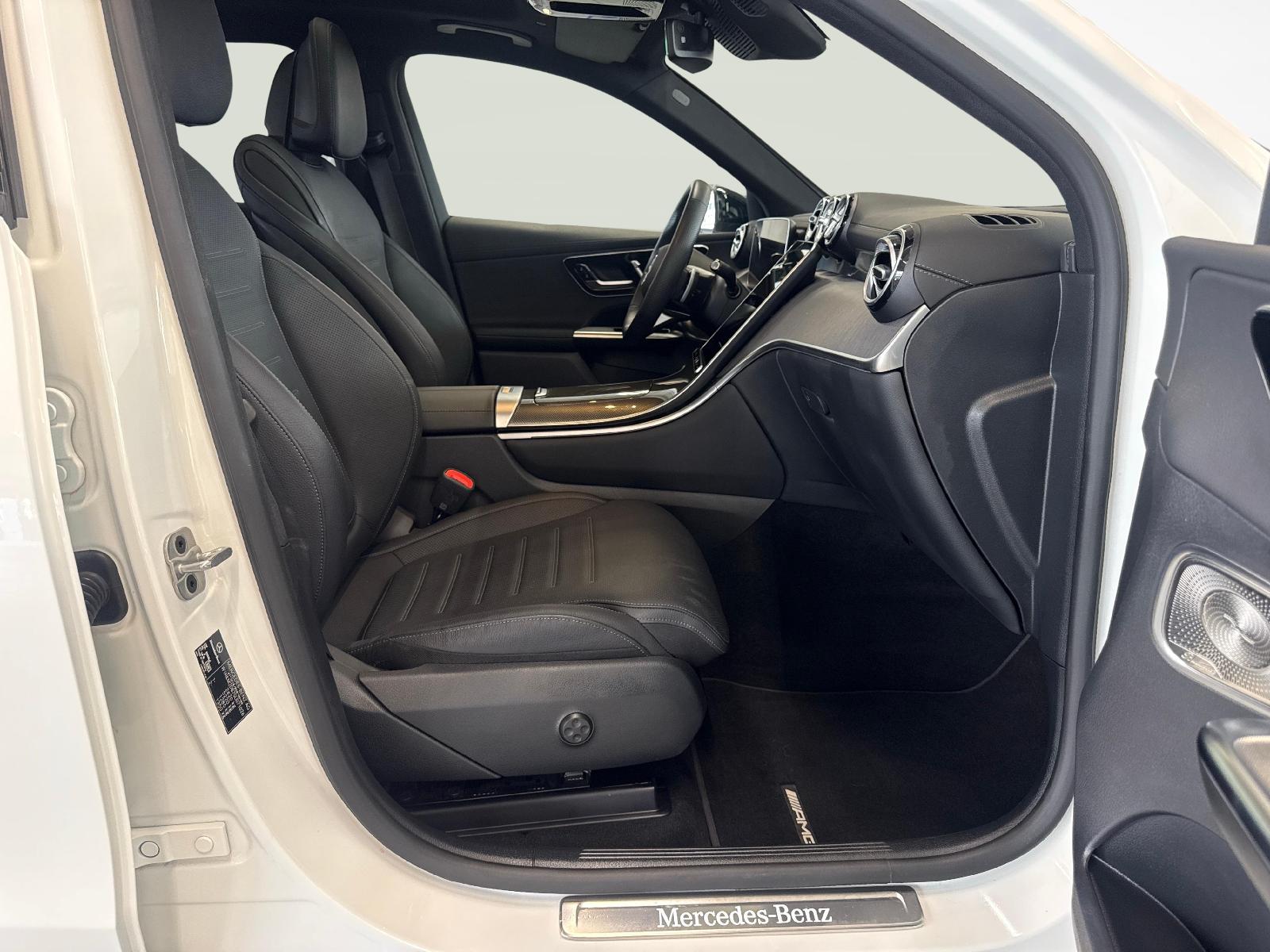 MERCEDES-BENZ GLC 450 d AMG Line 4matic + Gancio traino elettrico e Pneumatici invernali-image-9