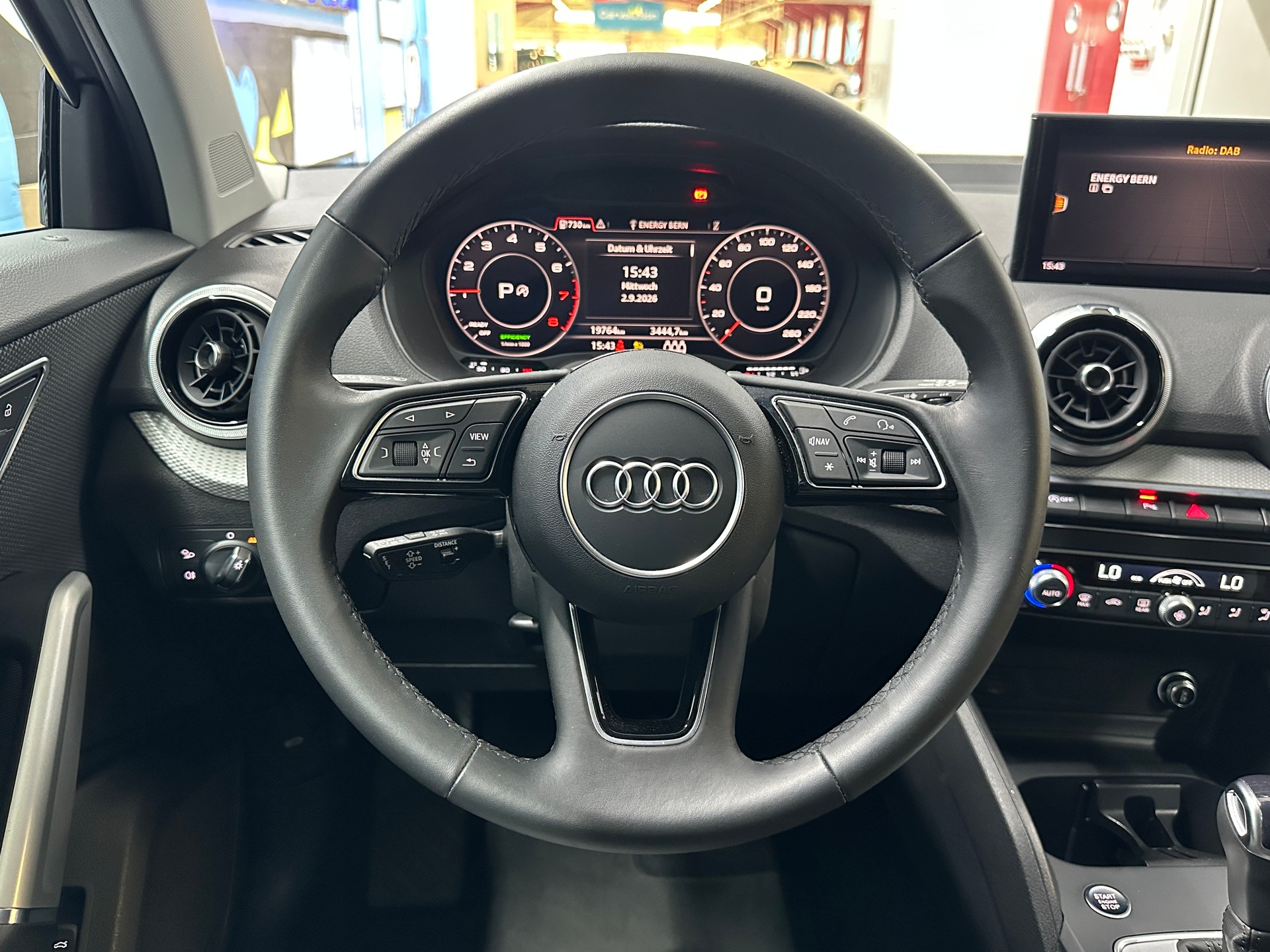 AUDI Q2 35 TFSI S line S-tronic-image-10