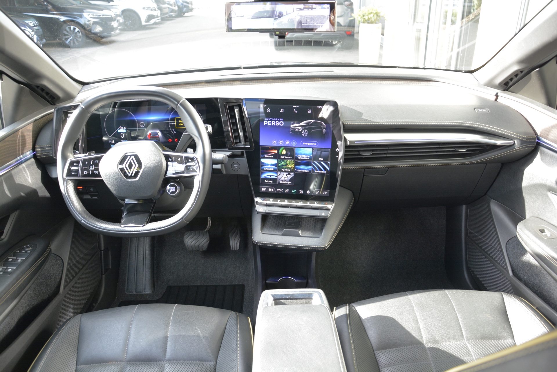 RENAULT Megane-image-7