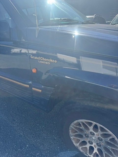 JEEP Grand Cherokee 5.2 Limited Automatic-image-2