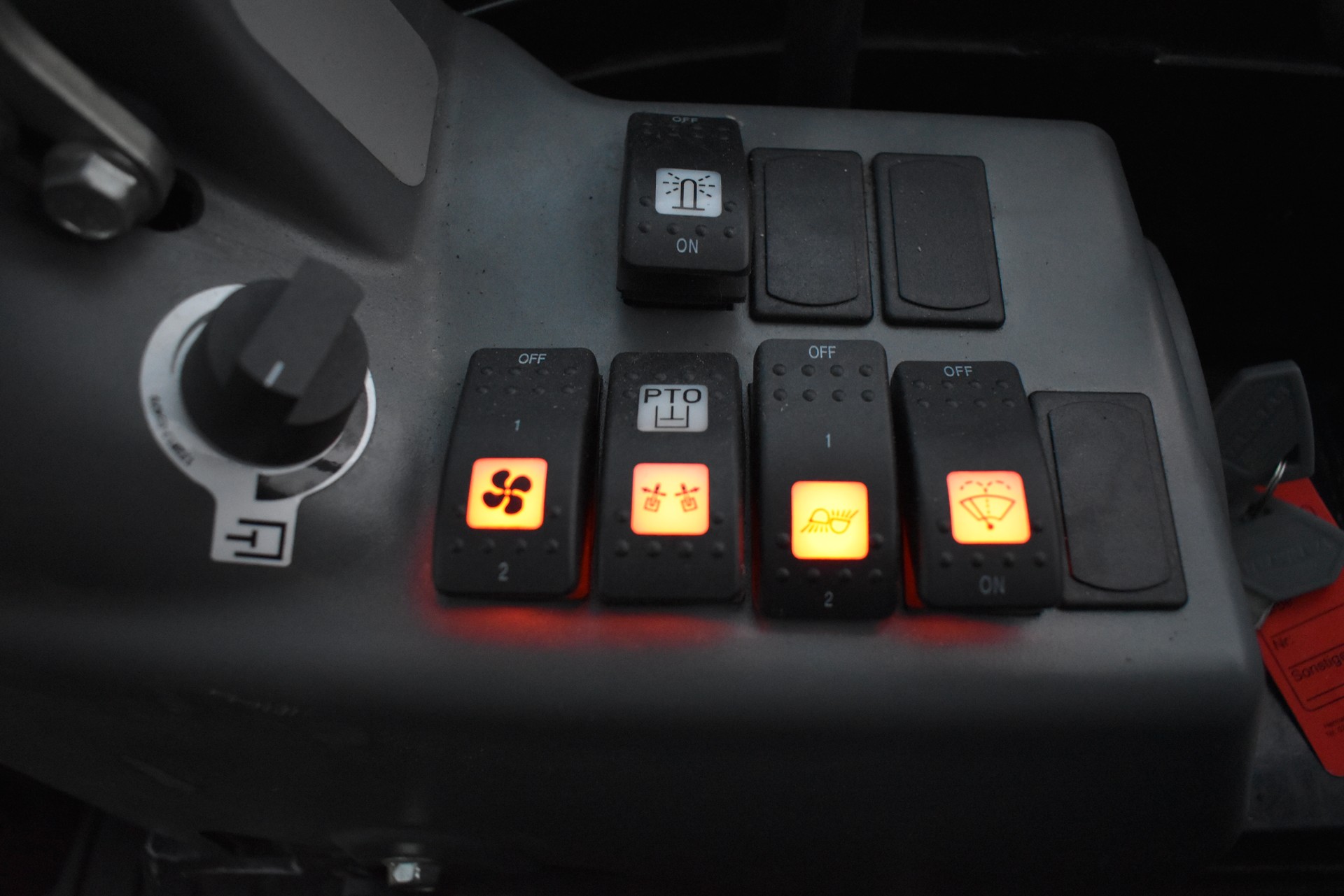 AC Yanmar SV 22-image-13