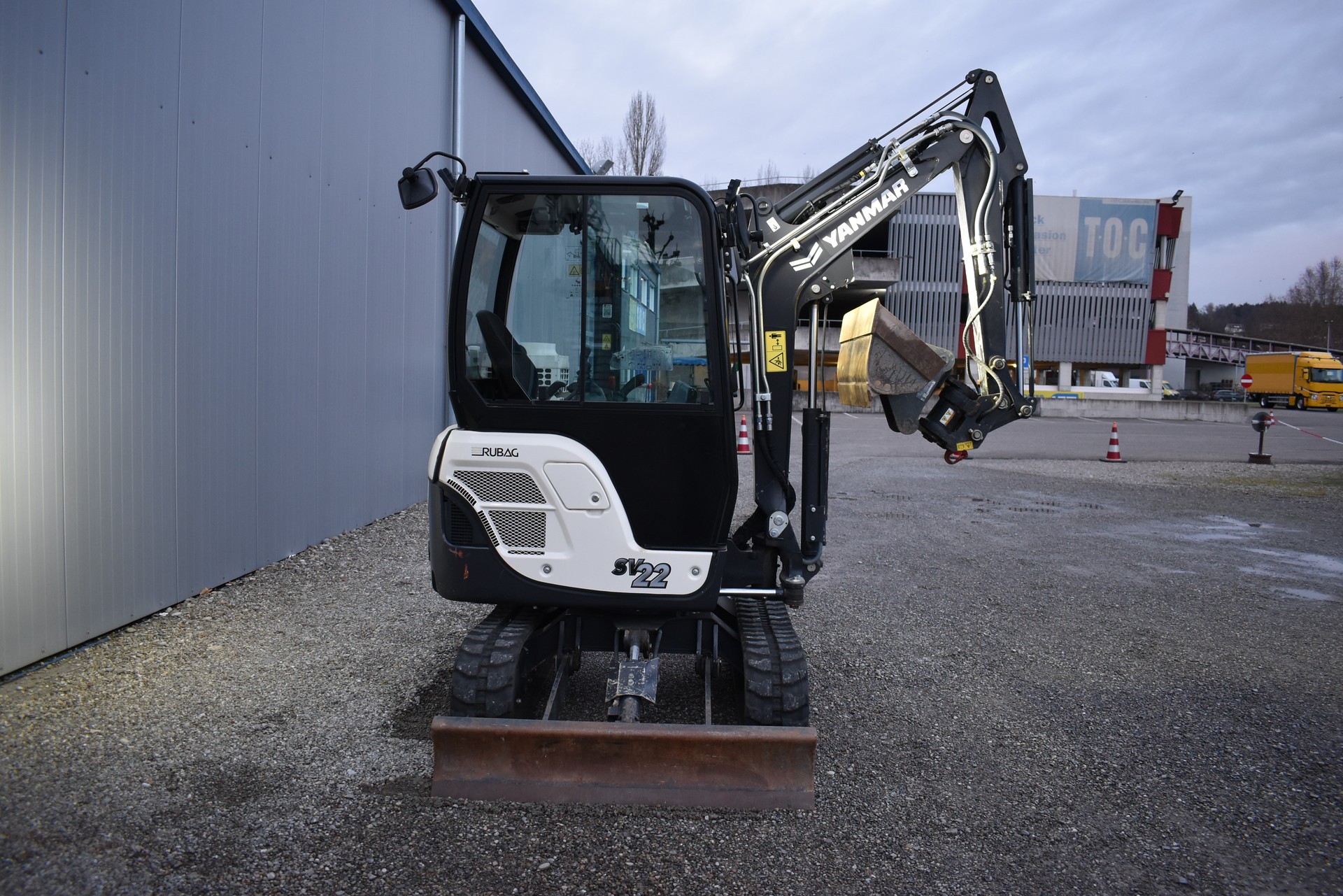 AC Yanmar SV 22-image-7