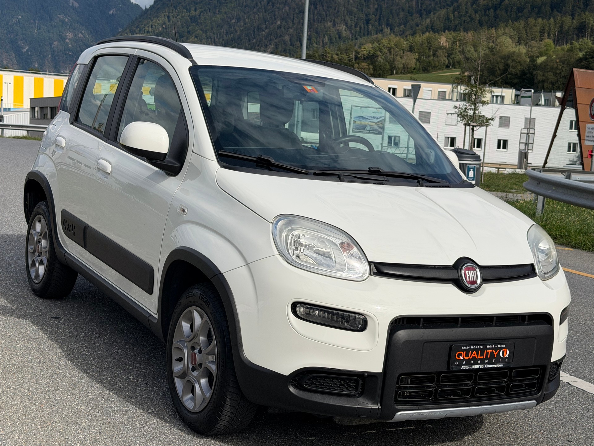 FIAT Panda 1.3 MJ Climbing 4x4-image-1