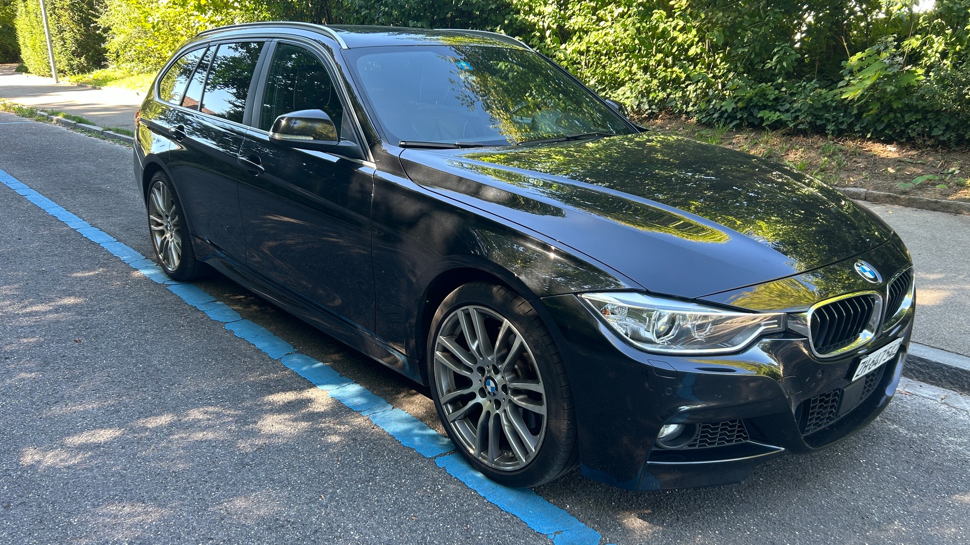 BMW 335d xDrive-image-3