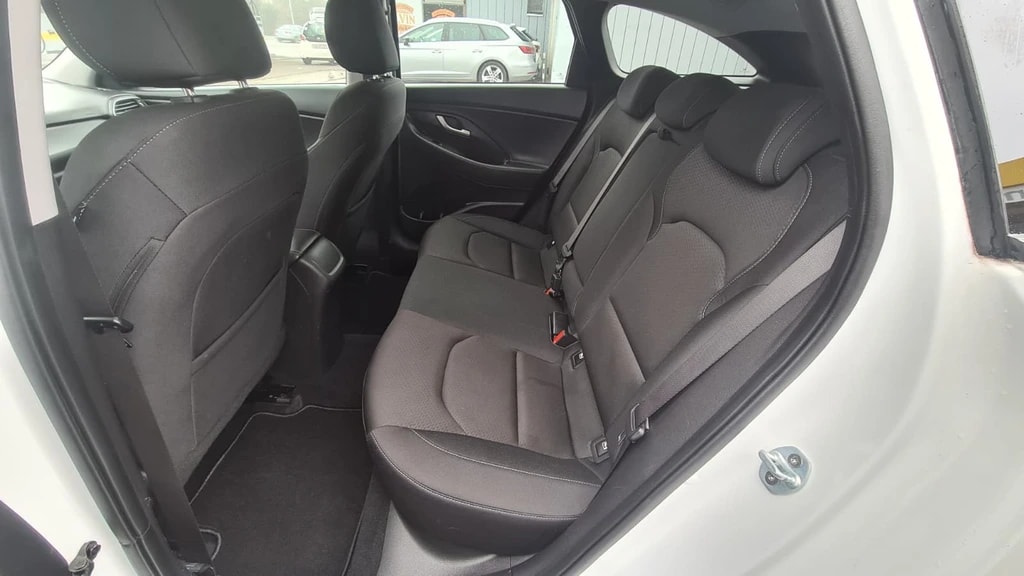 HYUNDAI i30 Wagon 1.6 CRDi GO Plus DCT ** Gr-Navi ** RF-Kamera ** Anh-Kupplung ** Sitzheizung ** LTZ MFK 03.06.2026 ** **-image-11