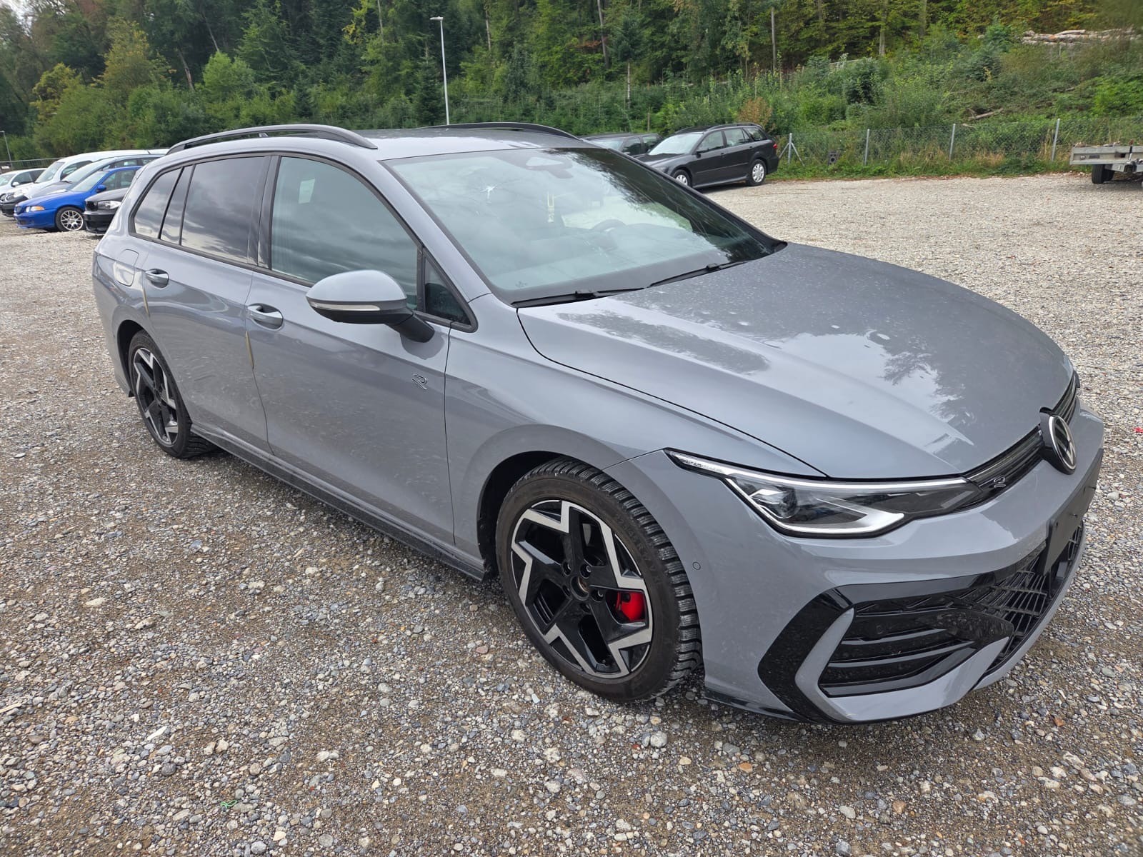 VW Golf Variant 1.5 eTSI mHEV R-Line DSG-image-1