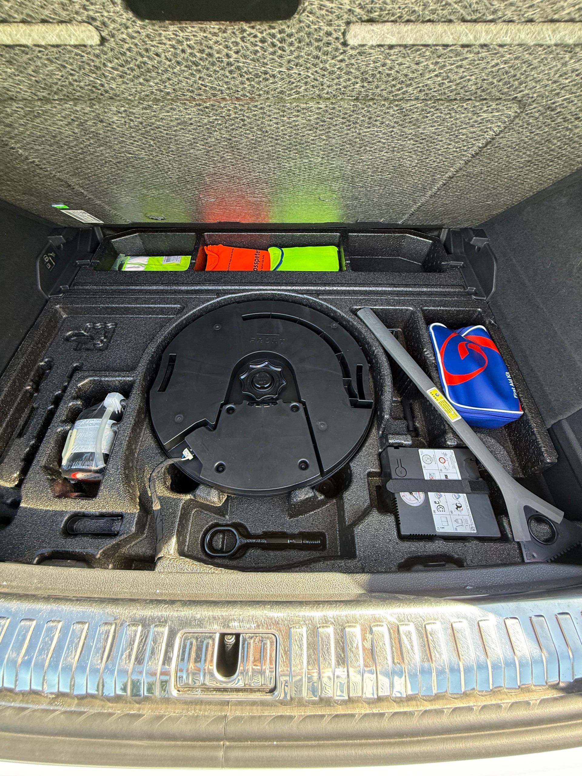 AUDI 2.0 35 TDI S line quattro S-Tronic-image-8