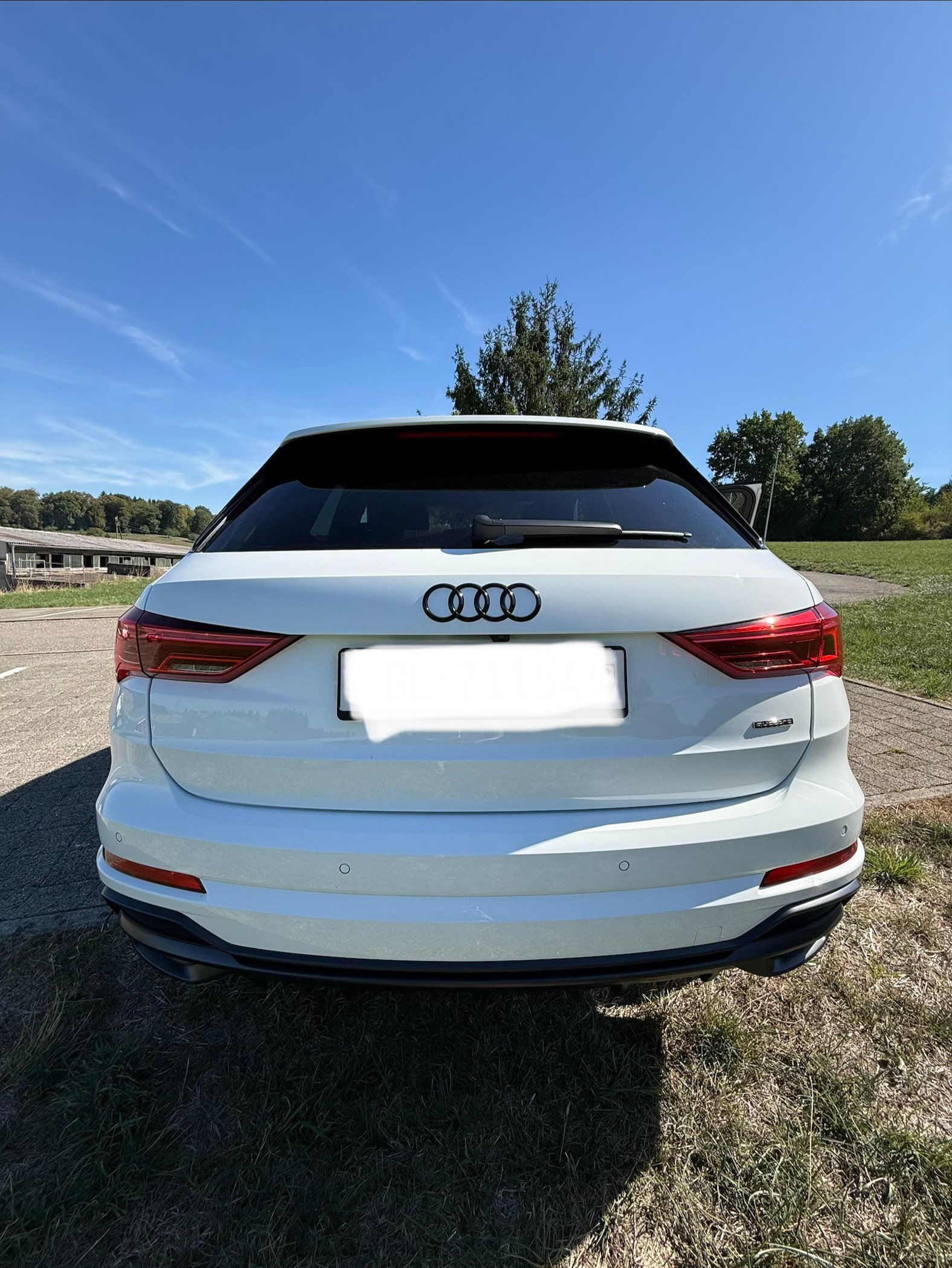 AUDI 2.0 35 TDI S line quattro S-Tronic-image-3