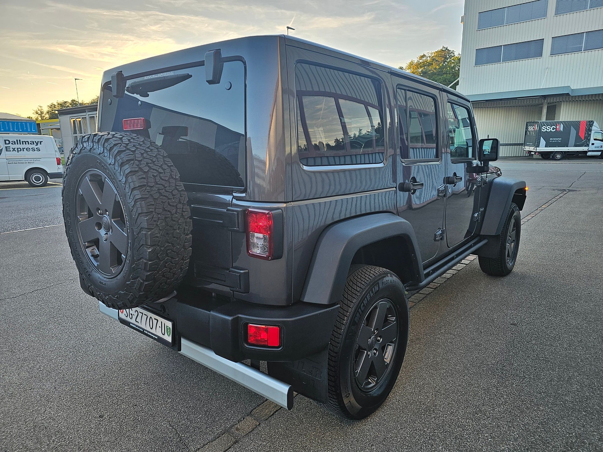 JEEP Wrangler 3.6 Unlimited Rubicon Recon Automatic hardtop-image-4