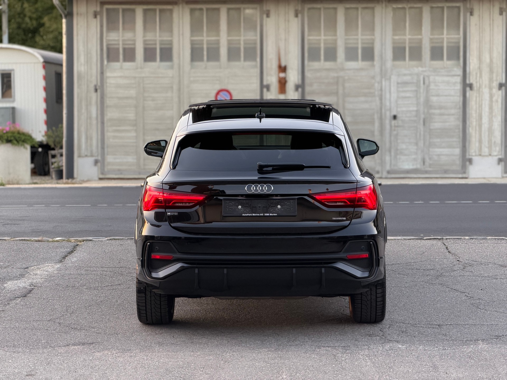AUDI Q3 Sportback 40 TFSI S line quattro S-tronic-image-5