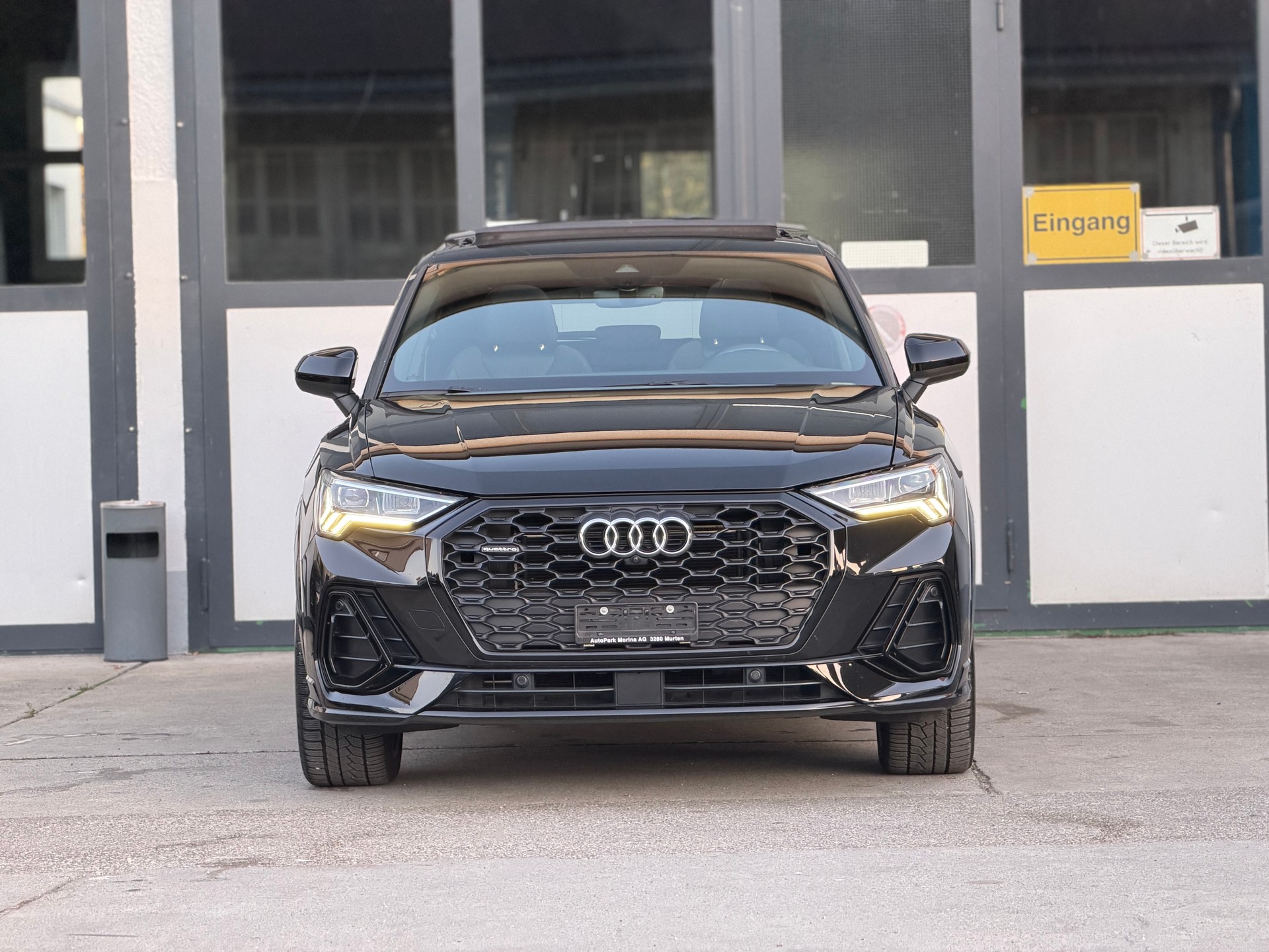 AUDI Q3 Sportback 40 TFSI S line quattro S-tronic-image-2