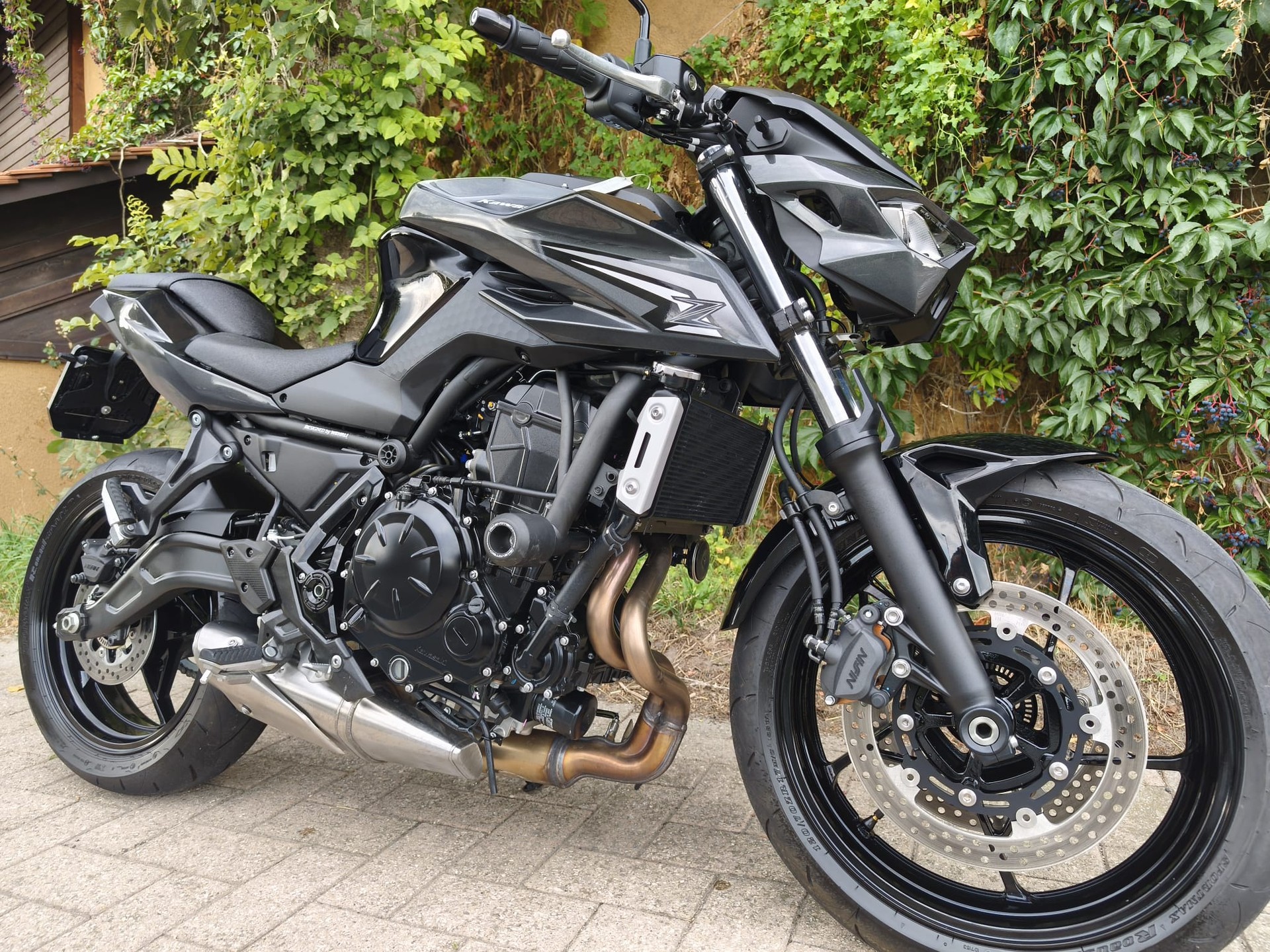KAWASAKI Z 650 (35KW)-image-2