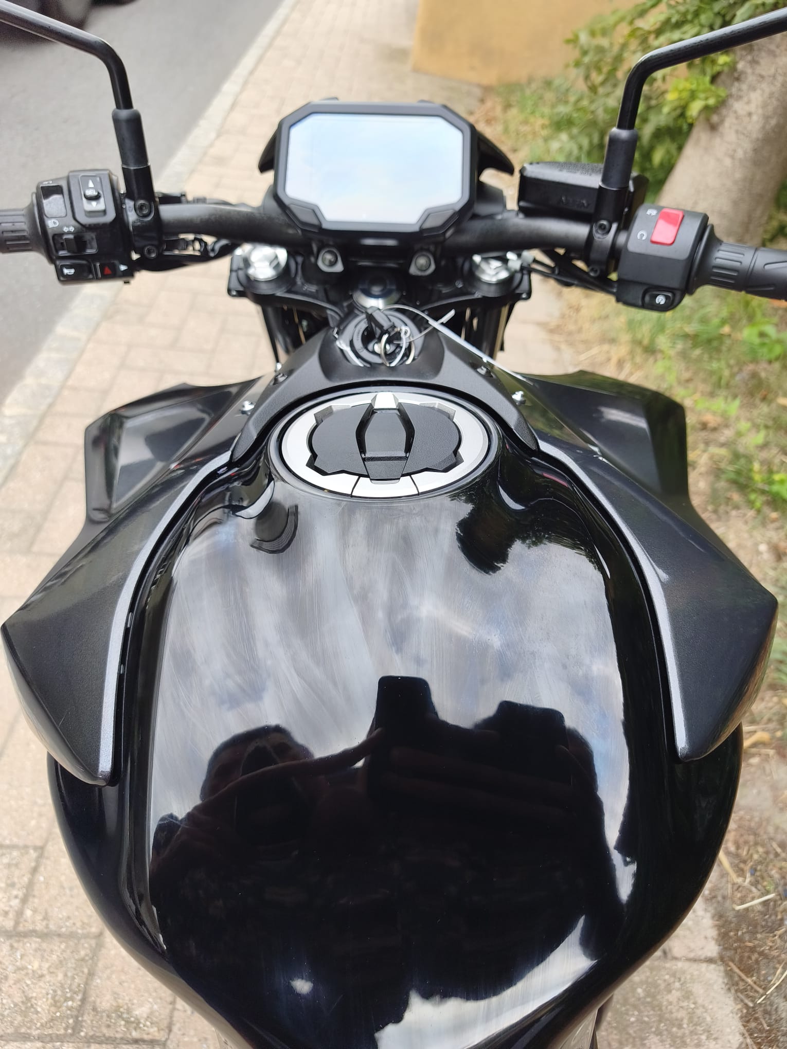 KAWASAKI Z 650 (35KW)-image-11