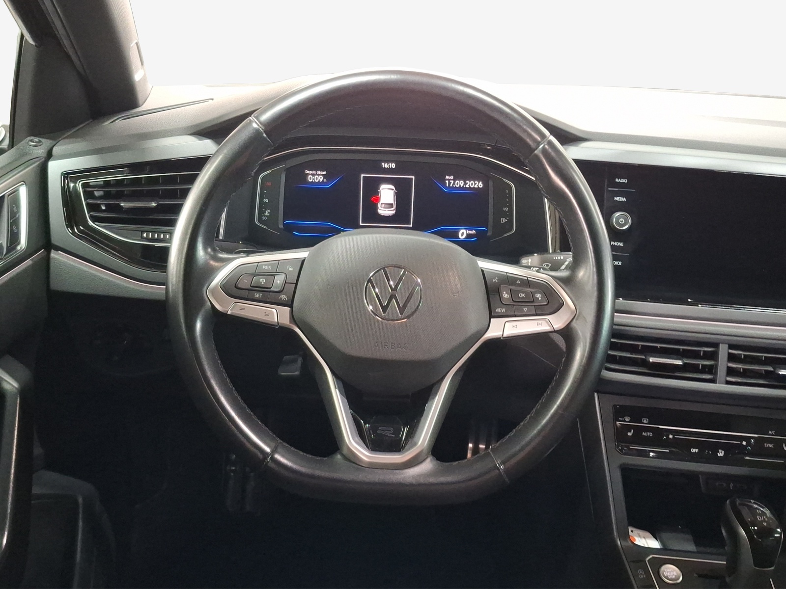 VW Taigo 1.0 TSI R-Line DSG-image-9