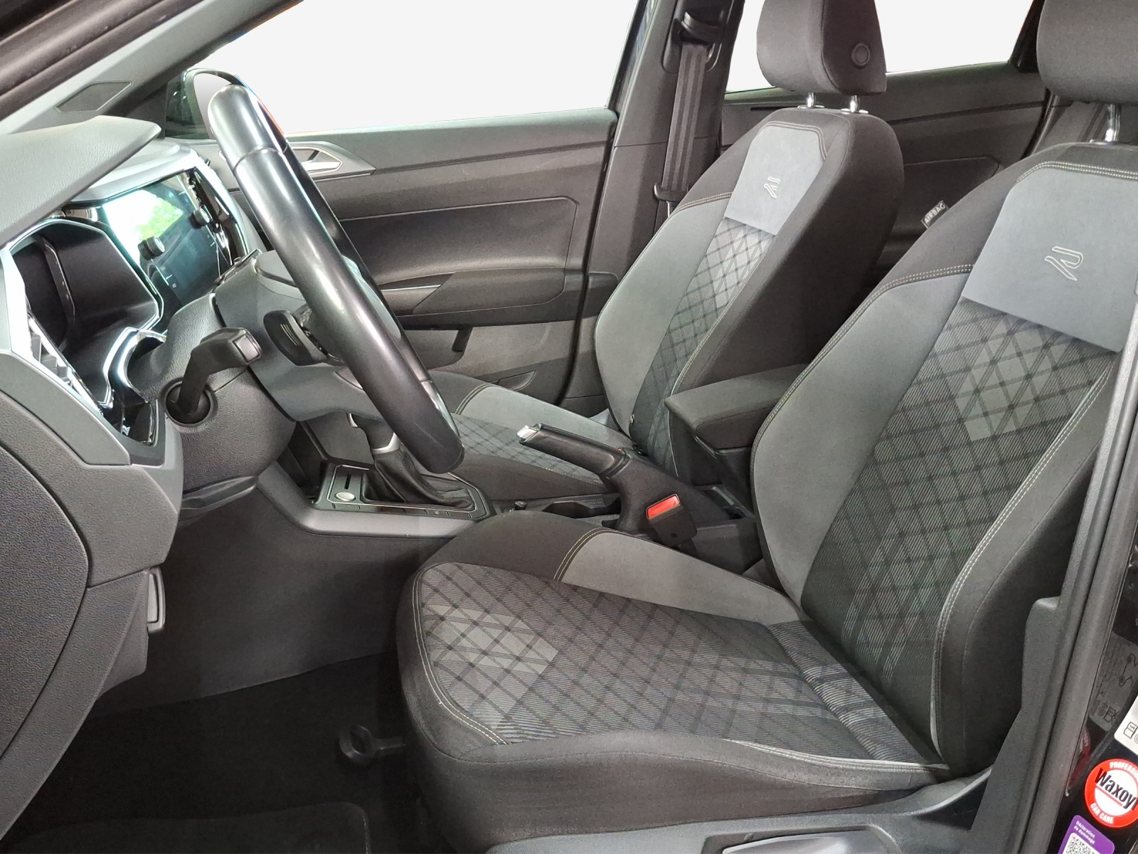 VW Taigo 1.0 TSI R-Line DSG-image-7