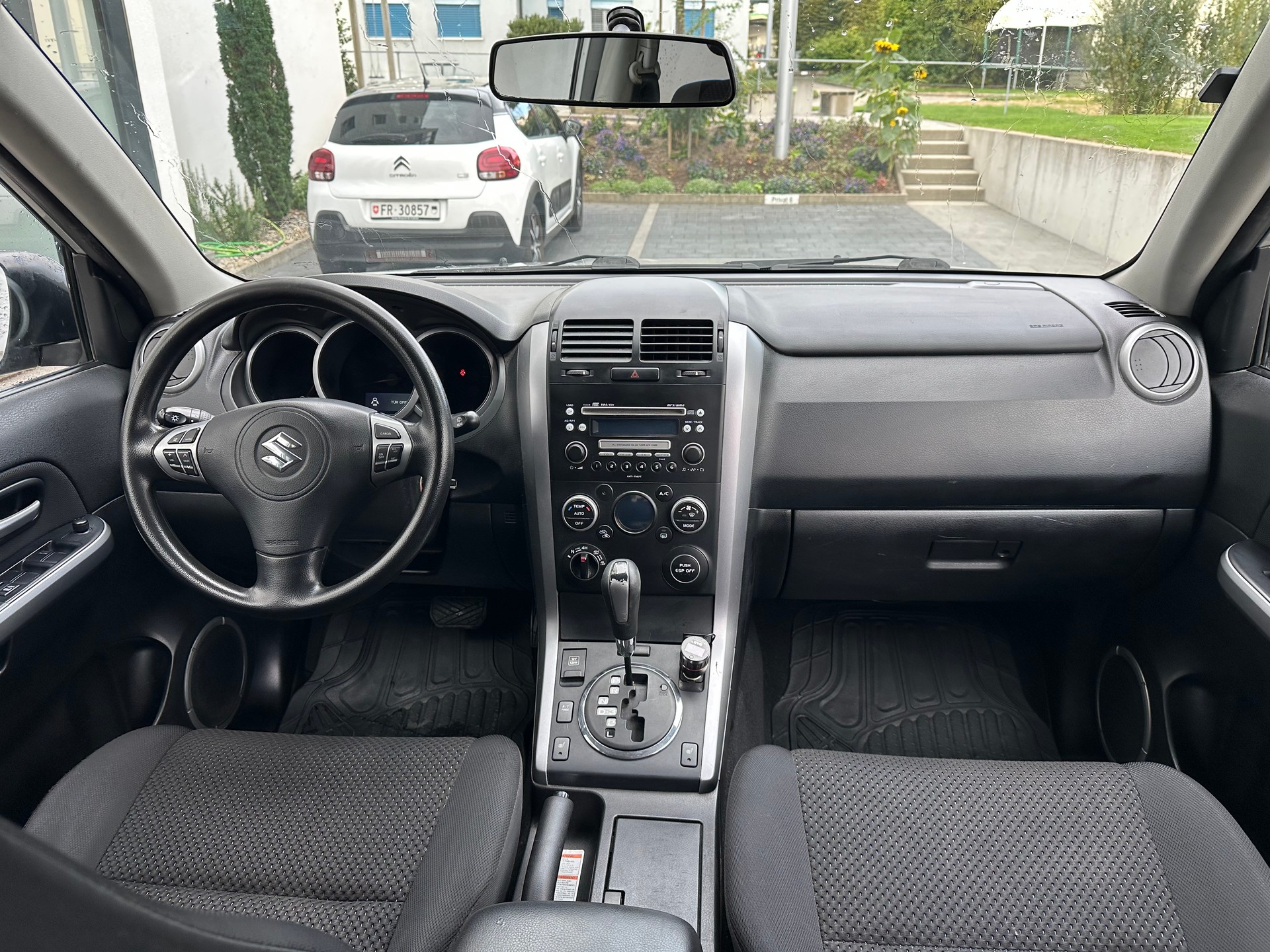 SUZUKI Grand Vitara 2.4 16V GL Top Automatic-image-1