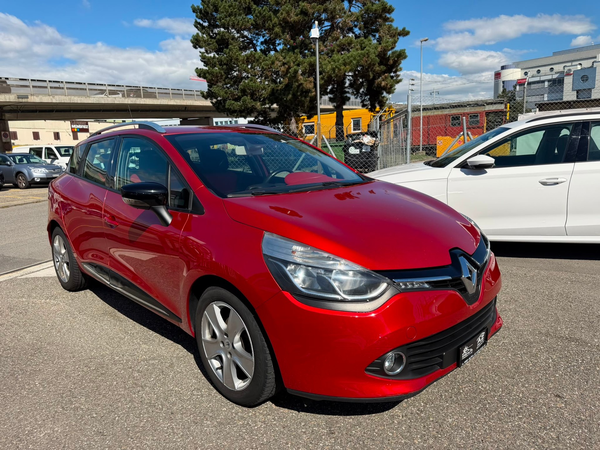 RENAULT Clio Grandtour 1.5 dCi Swiss 🇨🇭 Edition EDC GARANTIE 2 ANS expertiser du jour-image-7