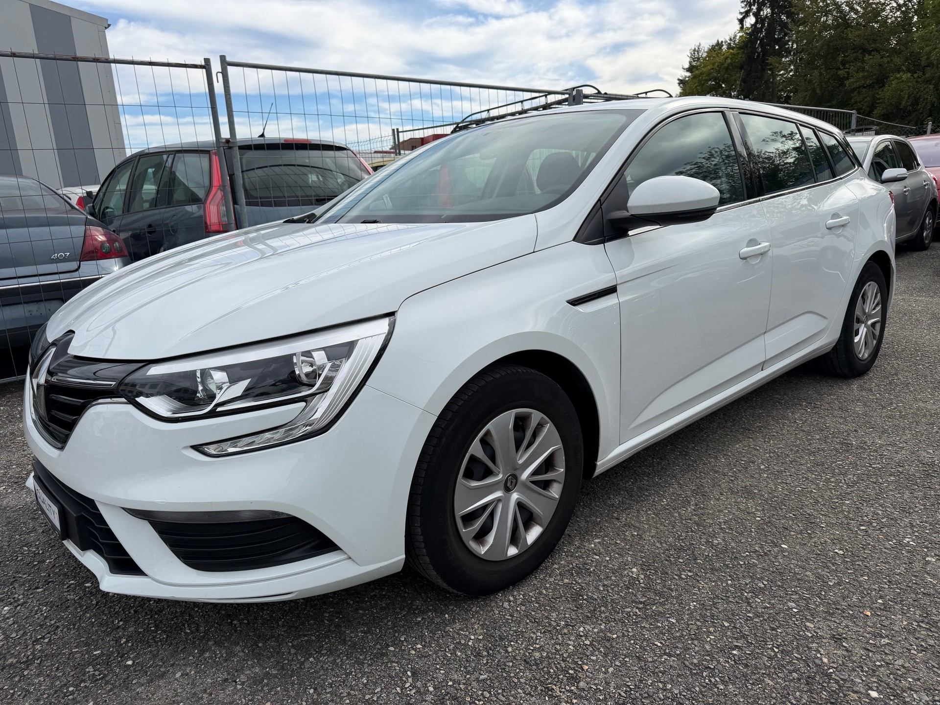 RENAULT Mégane Grandtour 1.3 16V Turbo Business-image-1