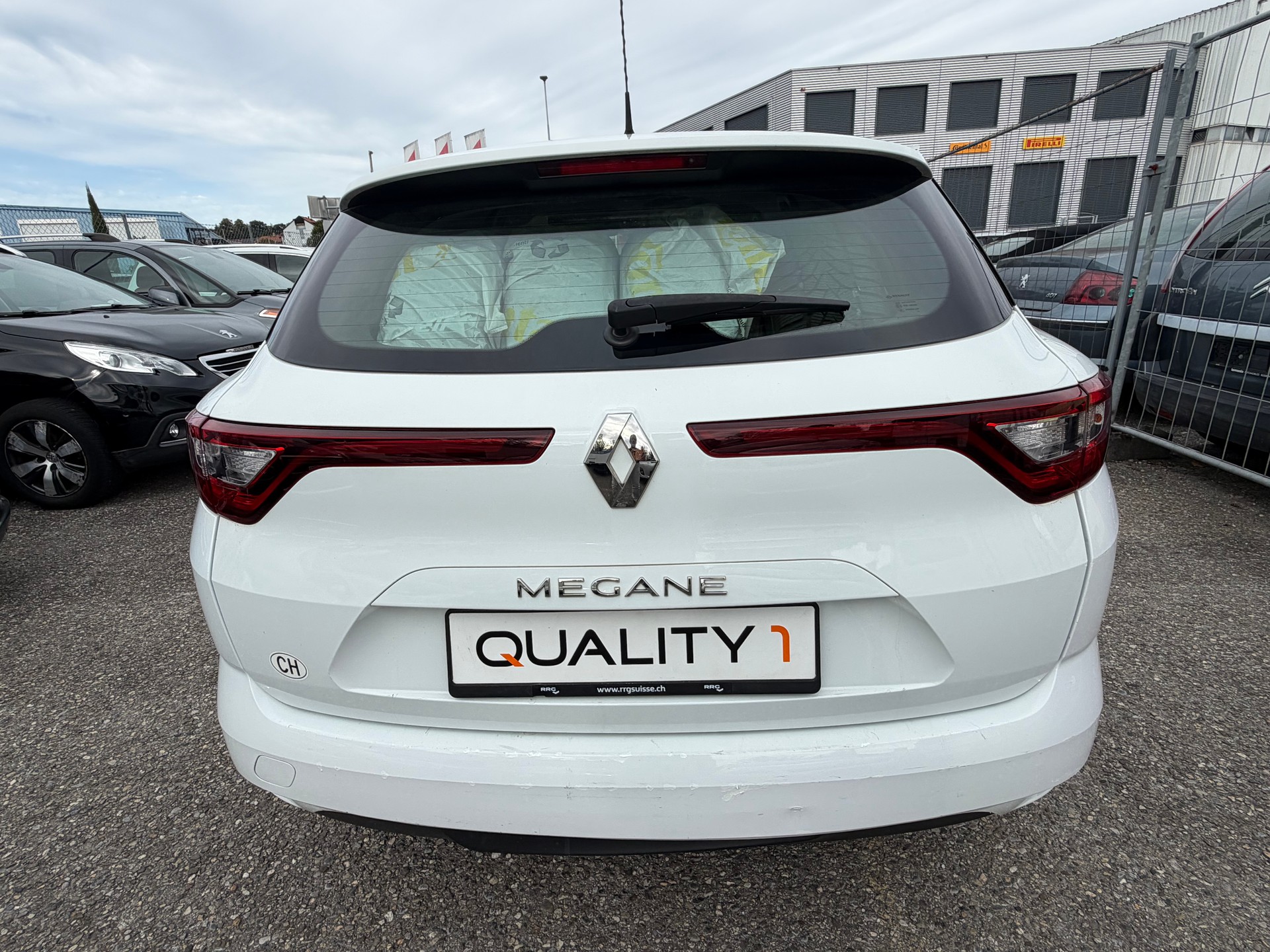 RENAULT Mégane Grandtour 1.3 16V Turbo Business-image-4