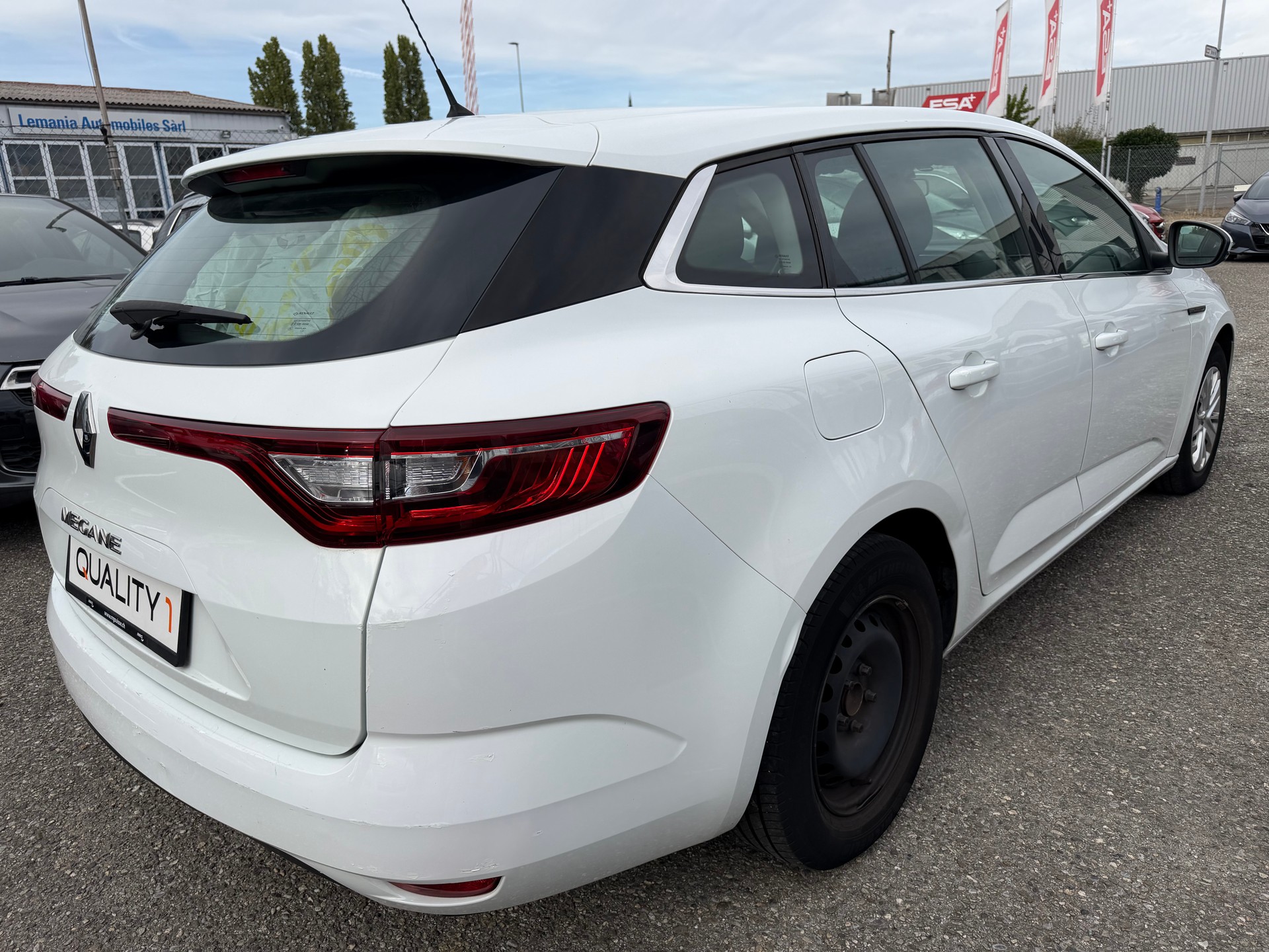 RENAULT Mégane Grandtour 1.3 16V Turbo Business-image-3