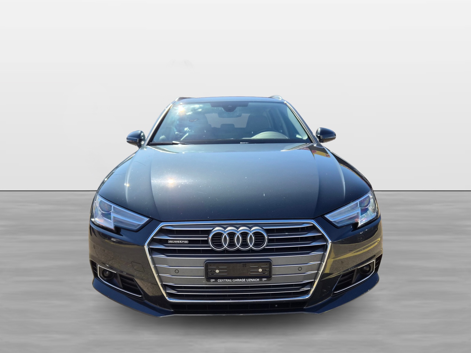 AUDI A4 Avant 2.0 TDI quattro S-tronic-showroom-element-1