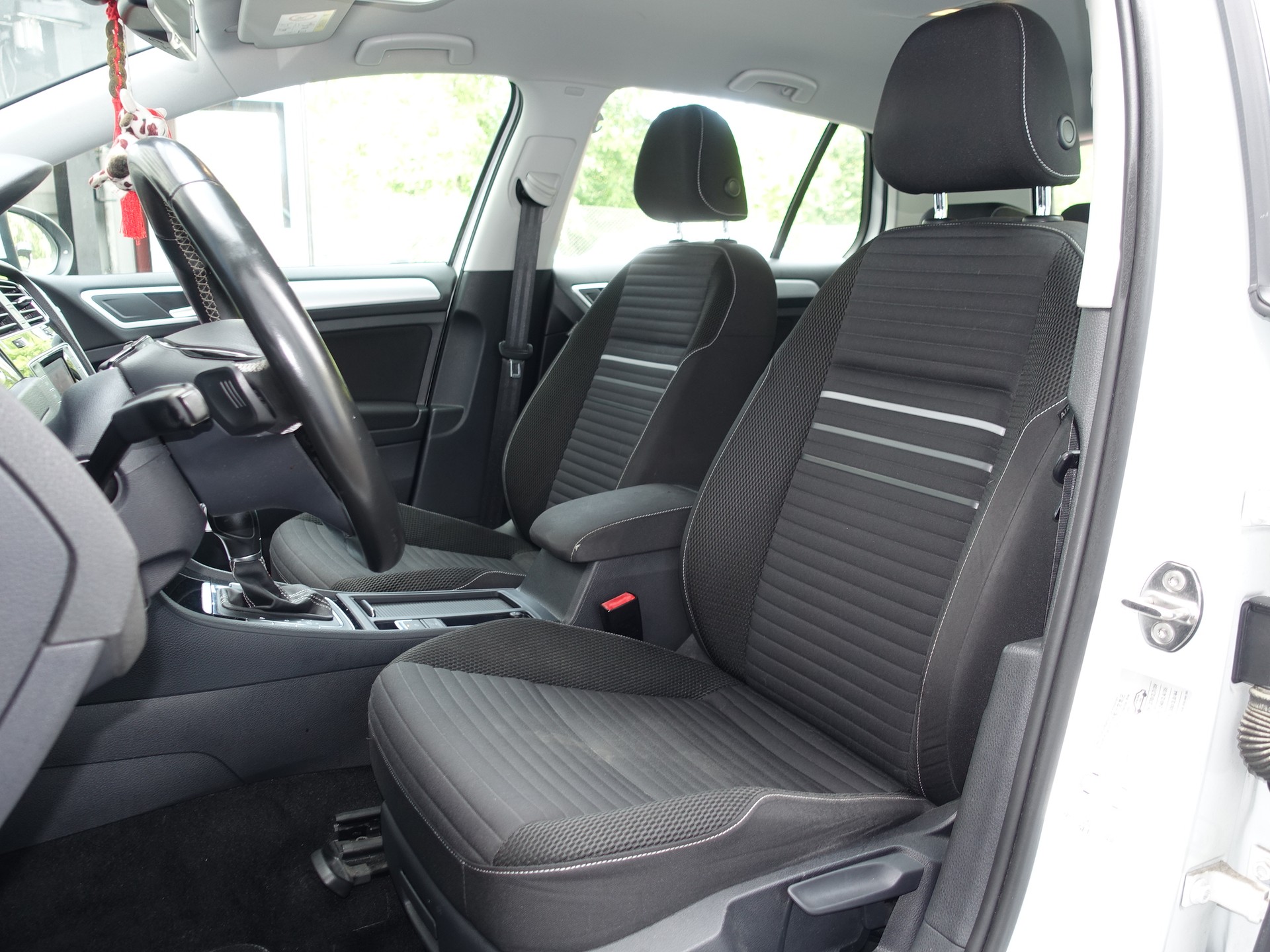 VW Golf 1.4 TSI Cup DSG-image-9