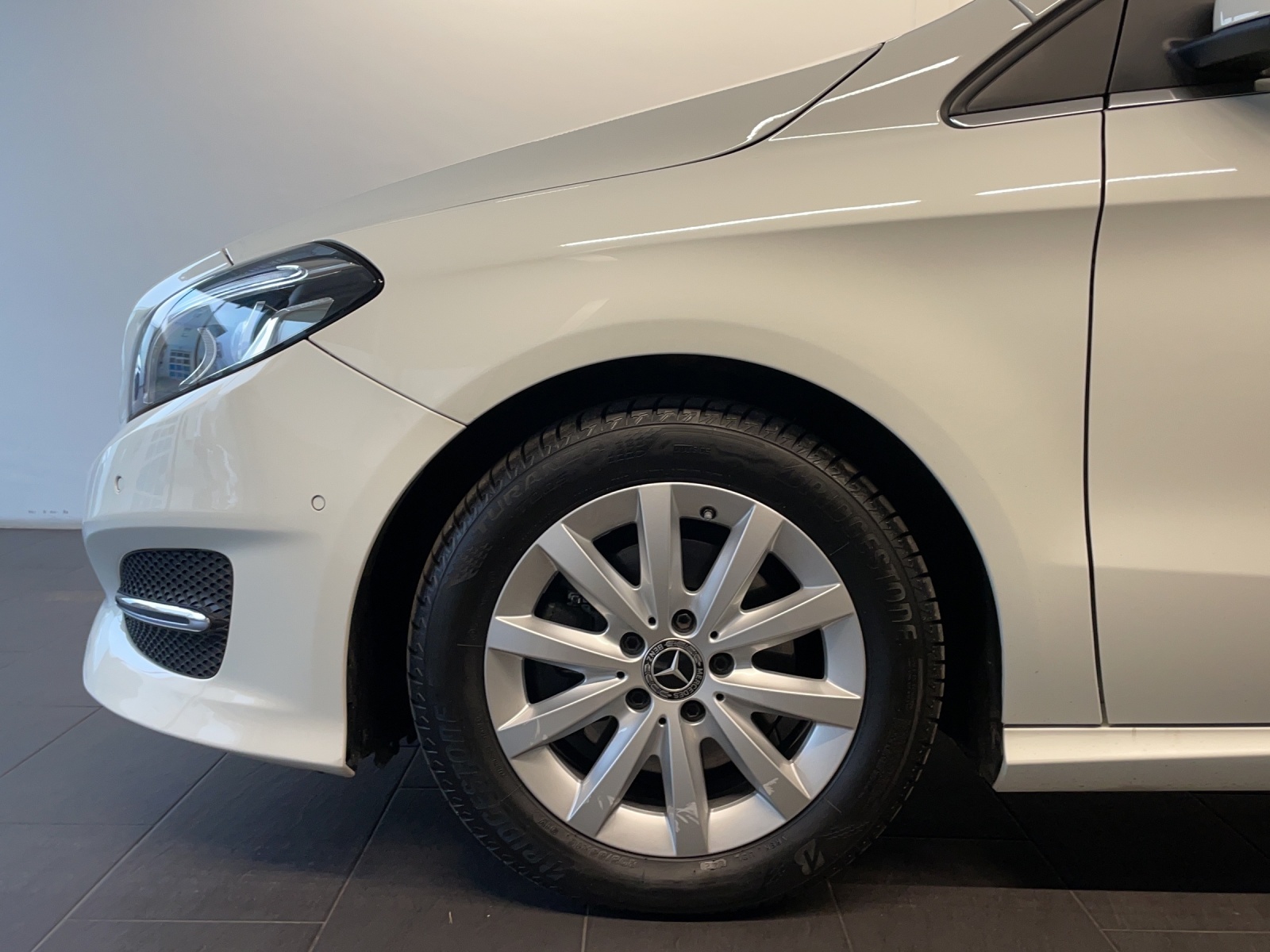 MERCEDES-BENZ B-Klasse W246 B 180 Style-image-14