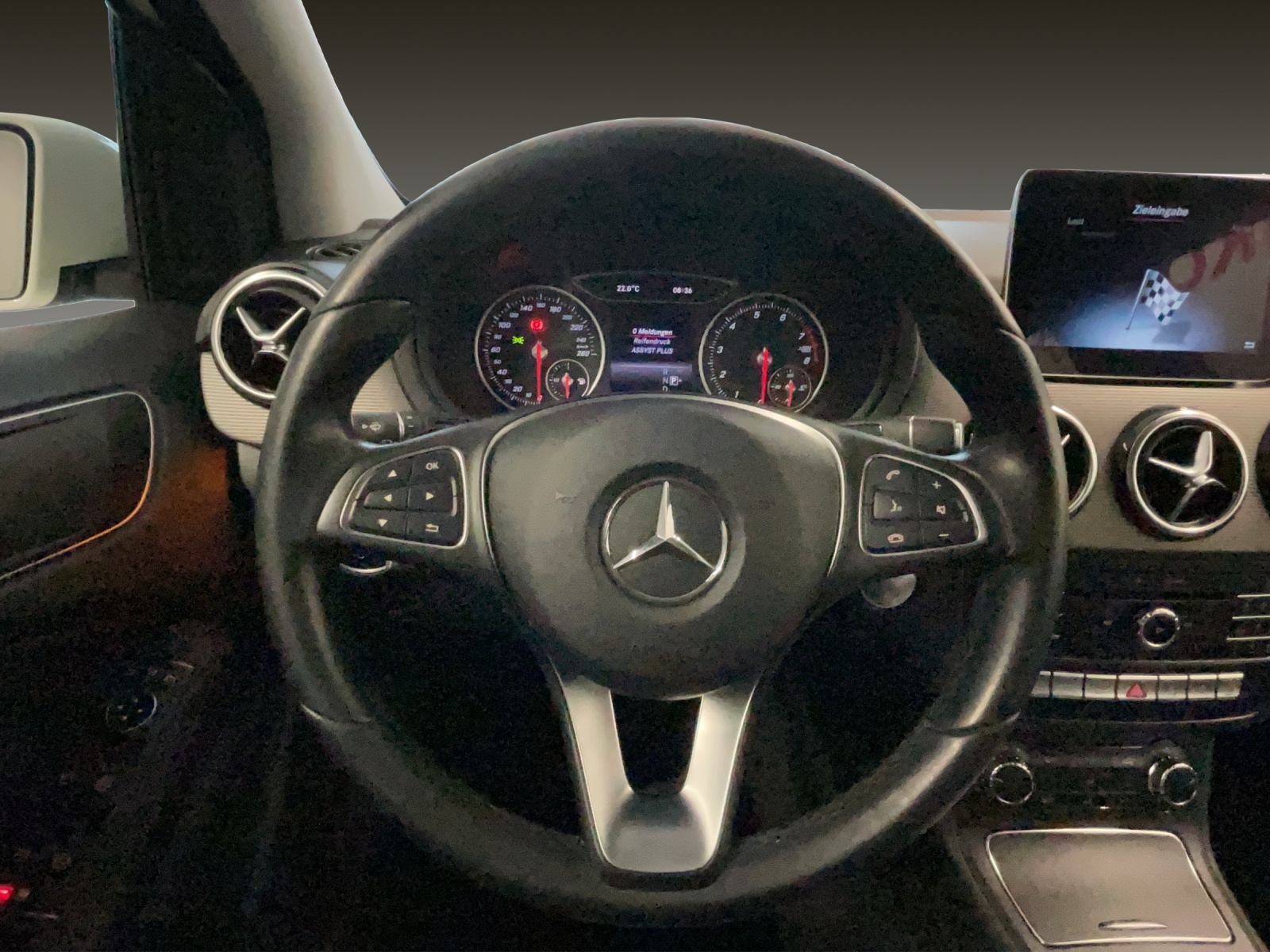 MERCEDES-BENZ B-Klasse W246 B 180 Style-image-7