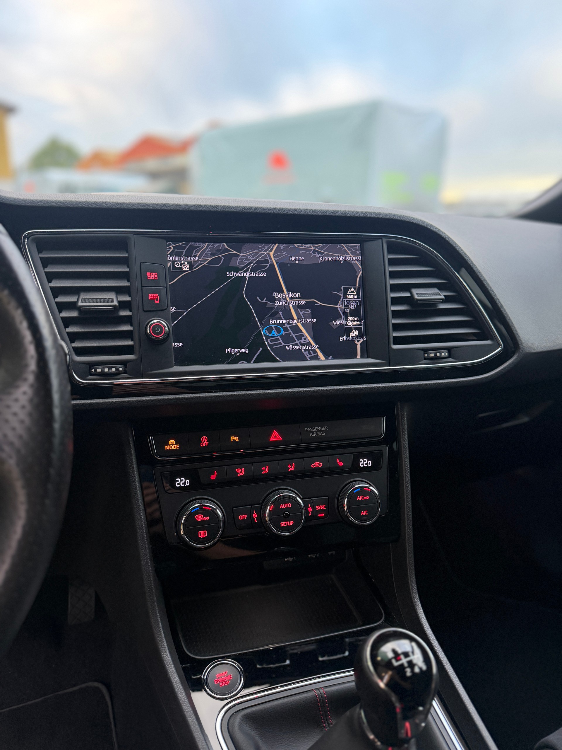 SEAT Leon ST 1.5 TSI EVO SWISS FR-image-12