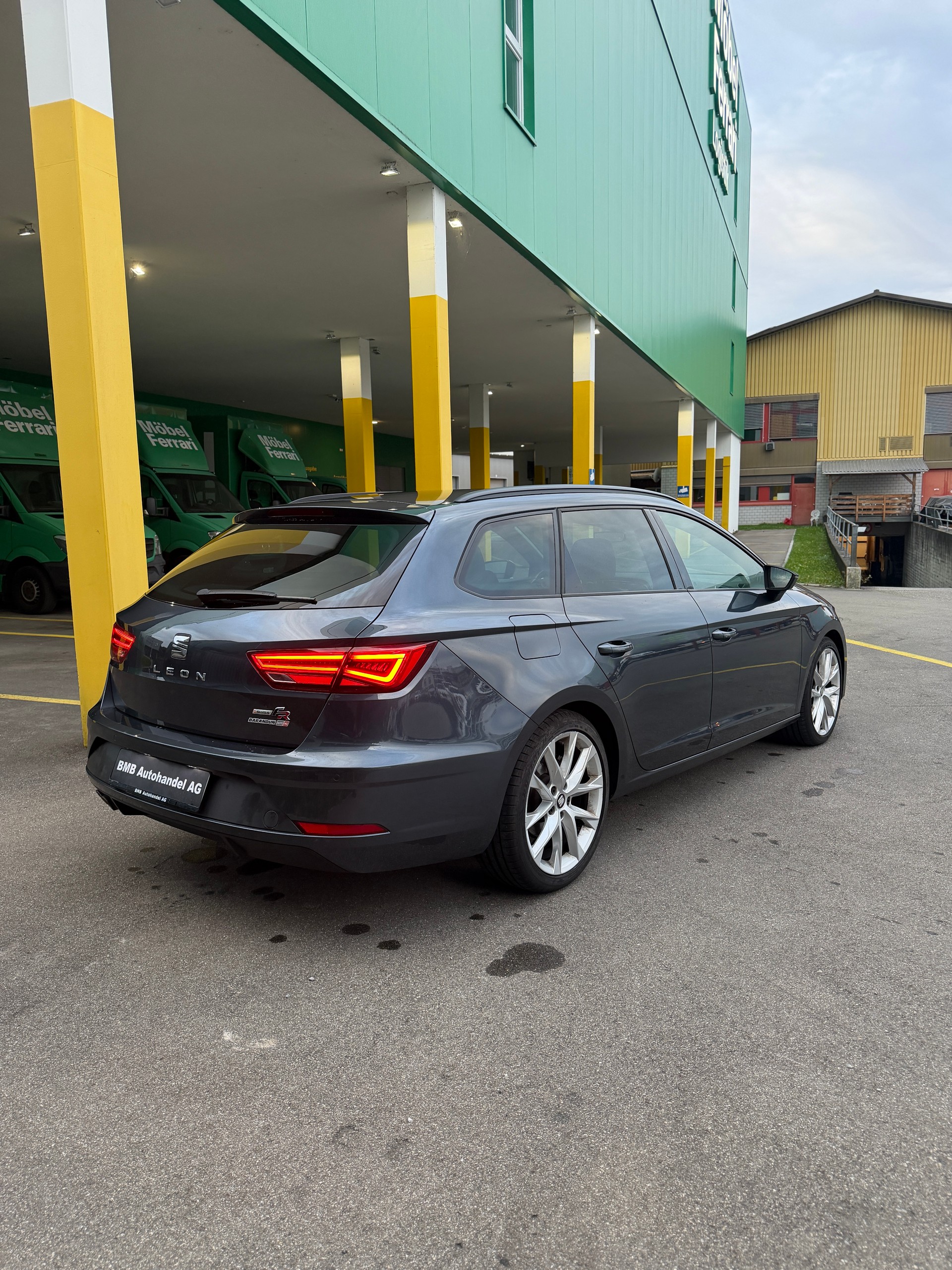 SEAT Leon ST 1.5 TSI EVO SWISS FR-image-6
