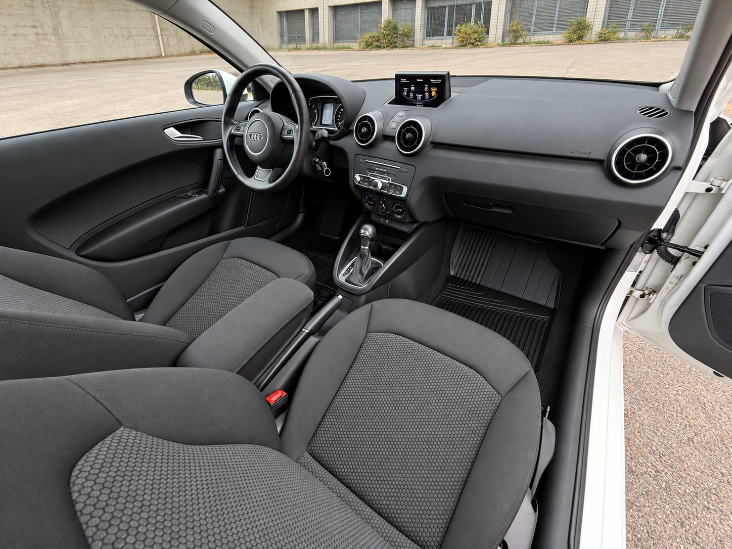 AUDI A1 1.0 TFSI S-tronic Automat-image-18