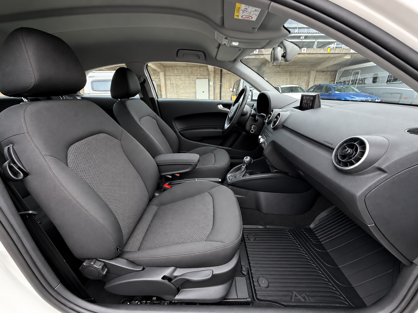 AUDI A1 1.0 TFSI S-tronic Automat-image-17