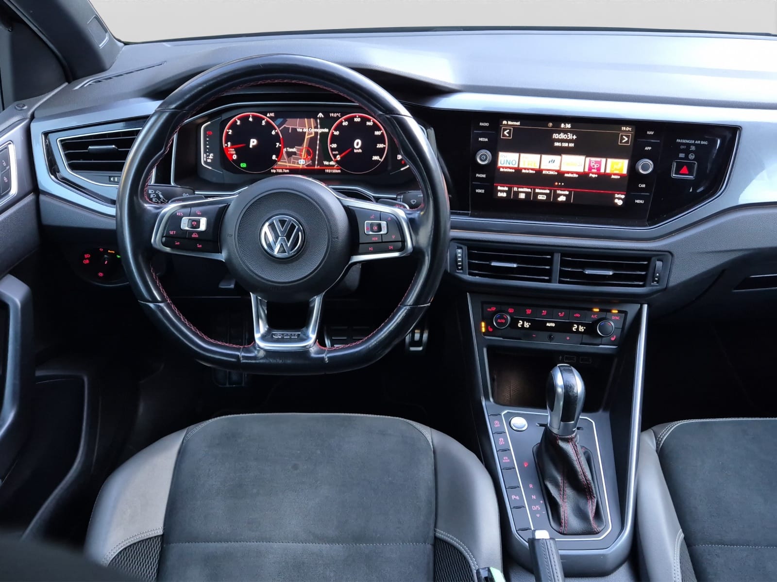 VW Polo 2.0 TSI GTI DSG-image-15