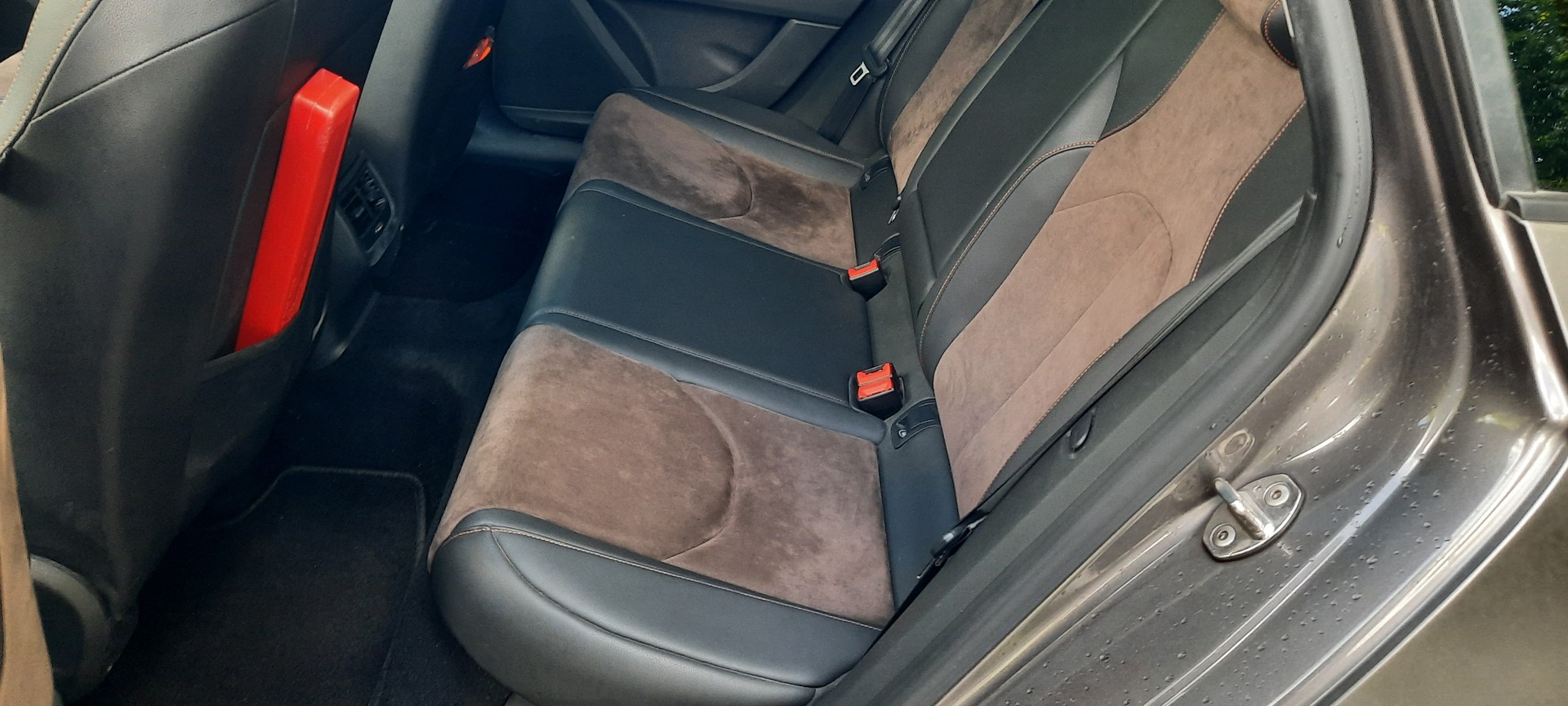 SEAT Seat Leon X-Perience 2.0 TDI-image-4