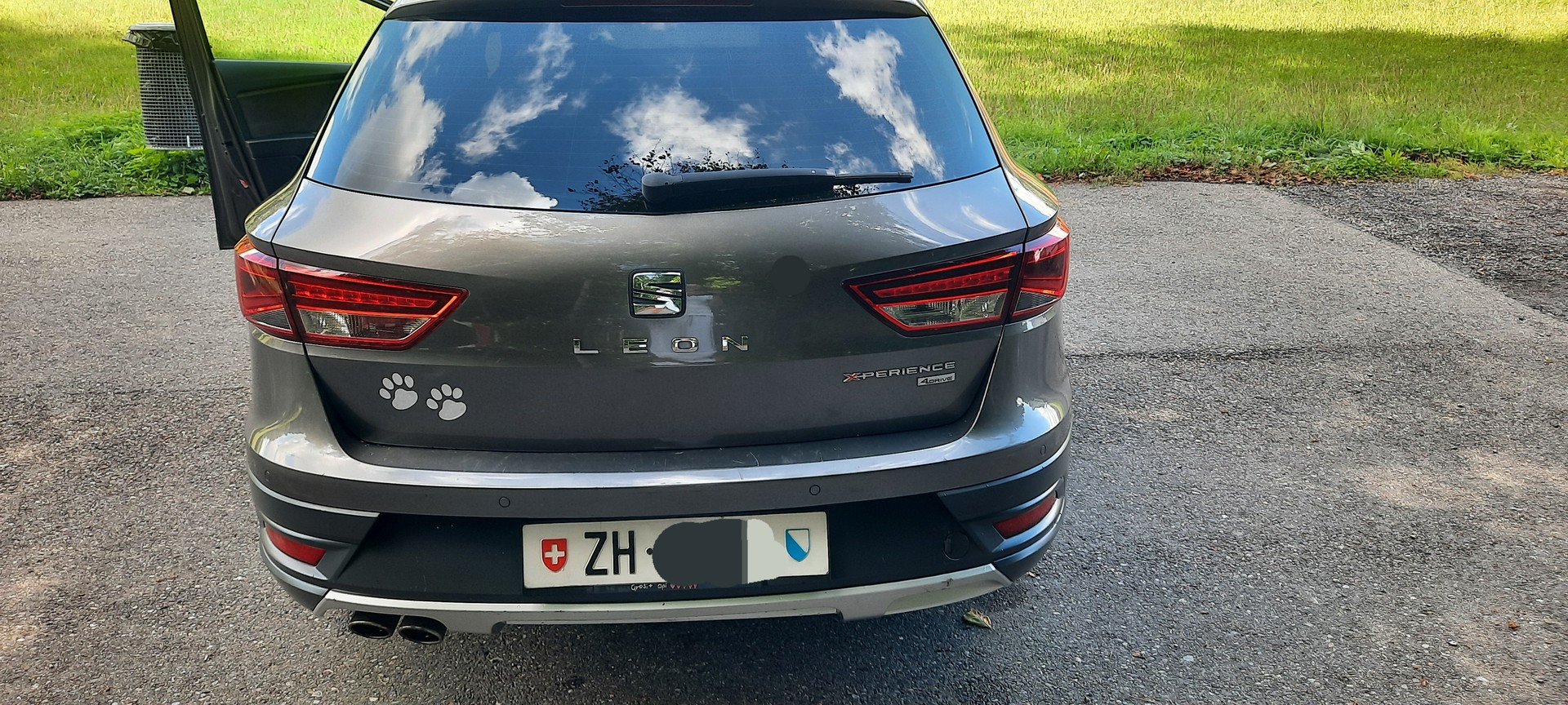 SEAT Seat Leon X-Perience 2.0 TDI-image-2